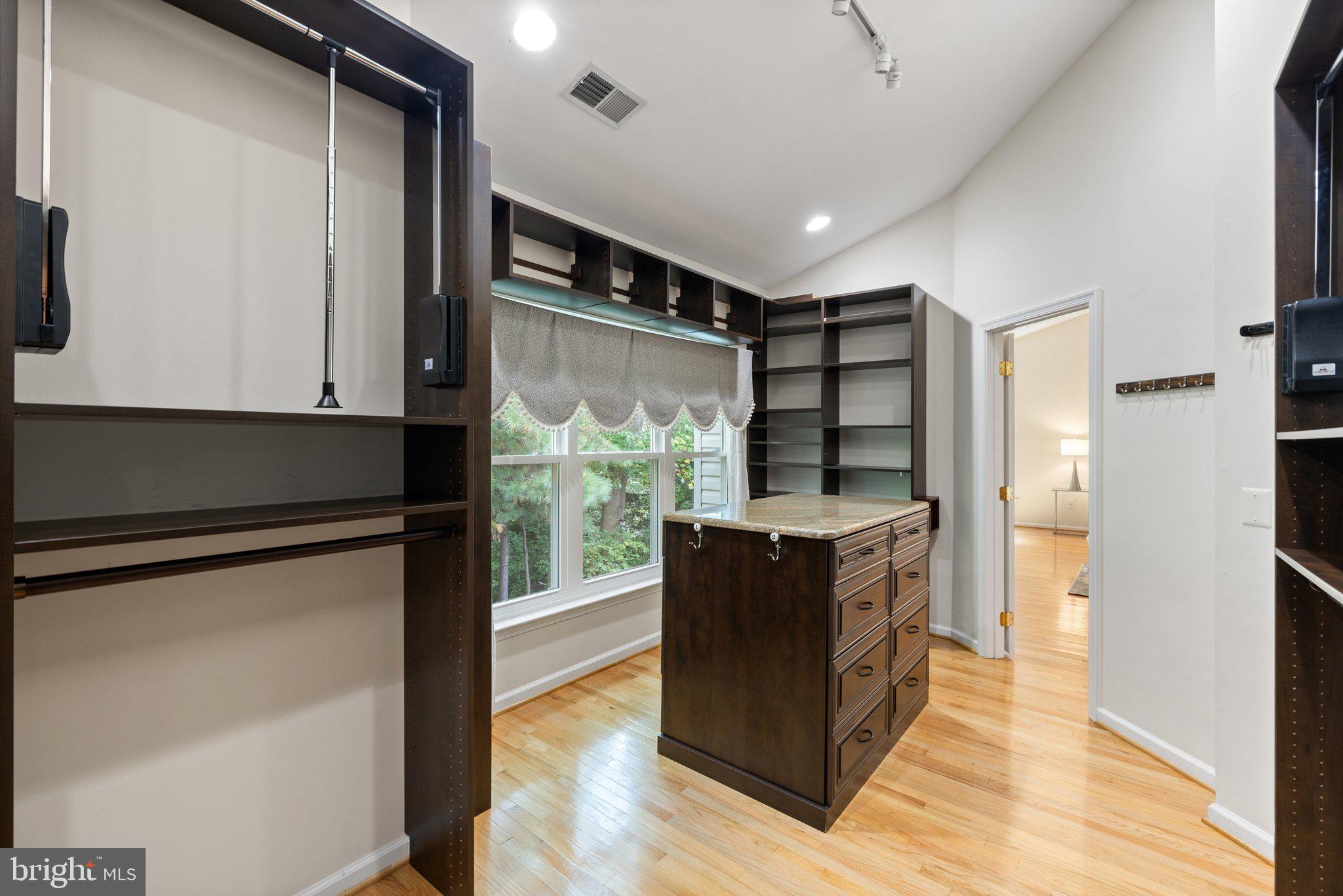 ARMISTEAD PARK - Residential