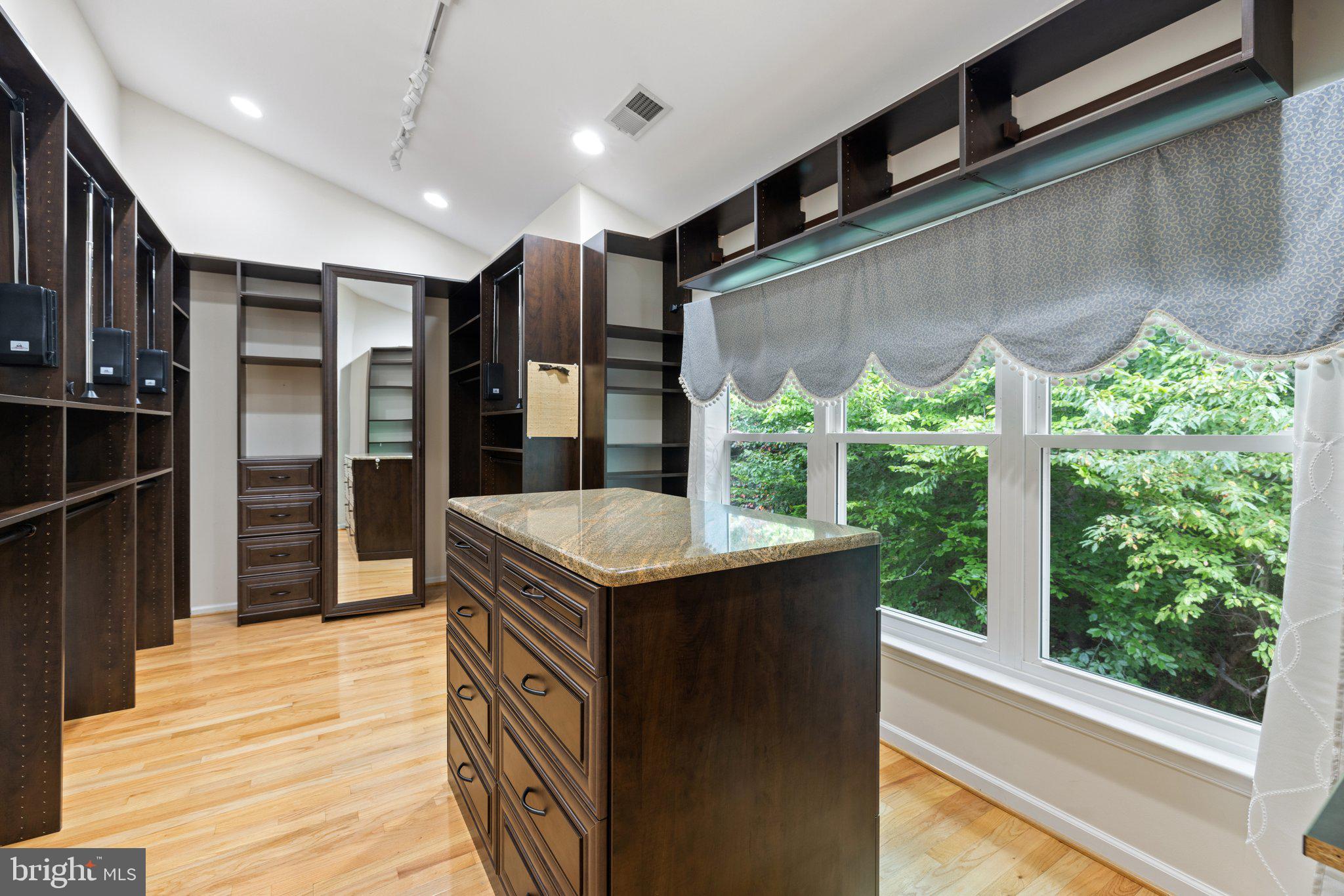 ARMISTEAD PARK - Residential