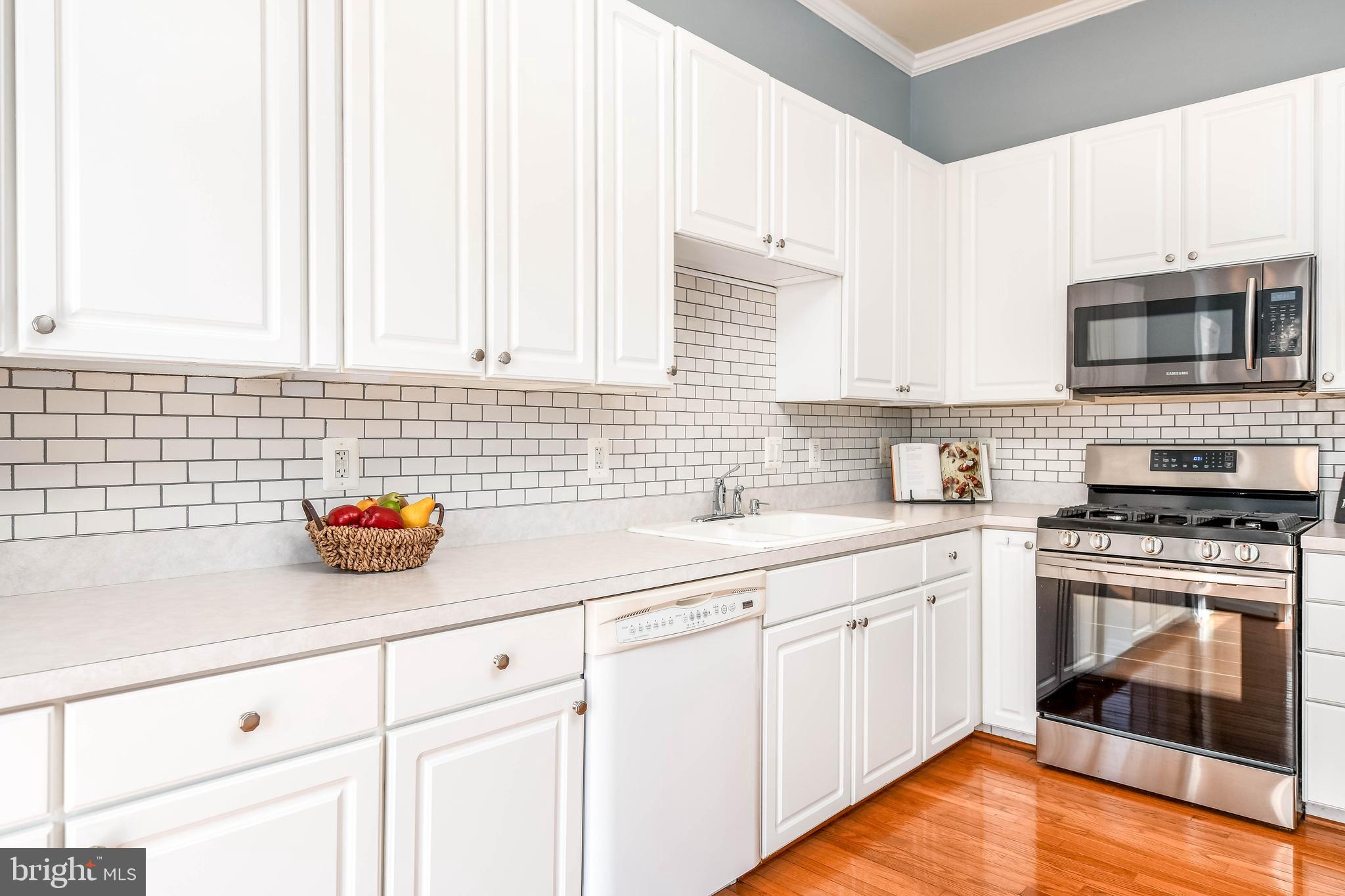 SOUTH RIDING - Residential