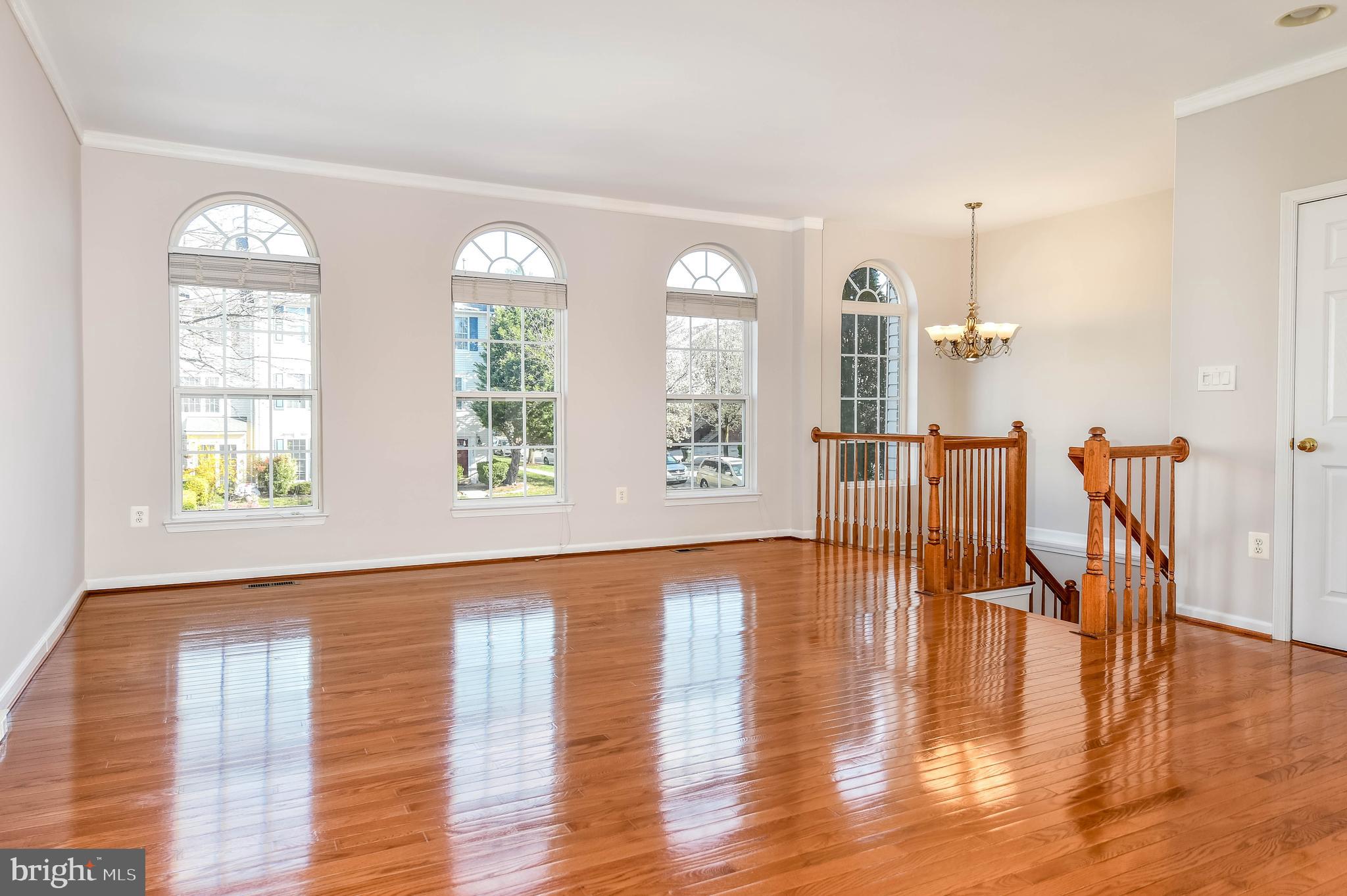 SOUTH RIDING - Residential