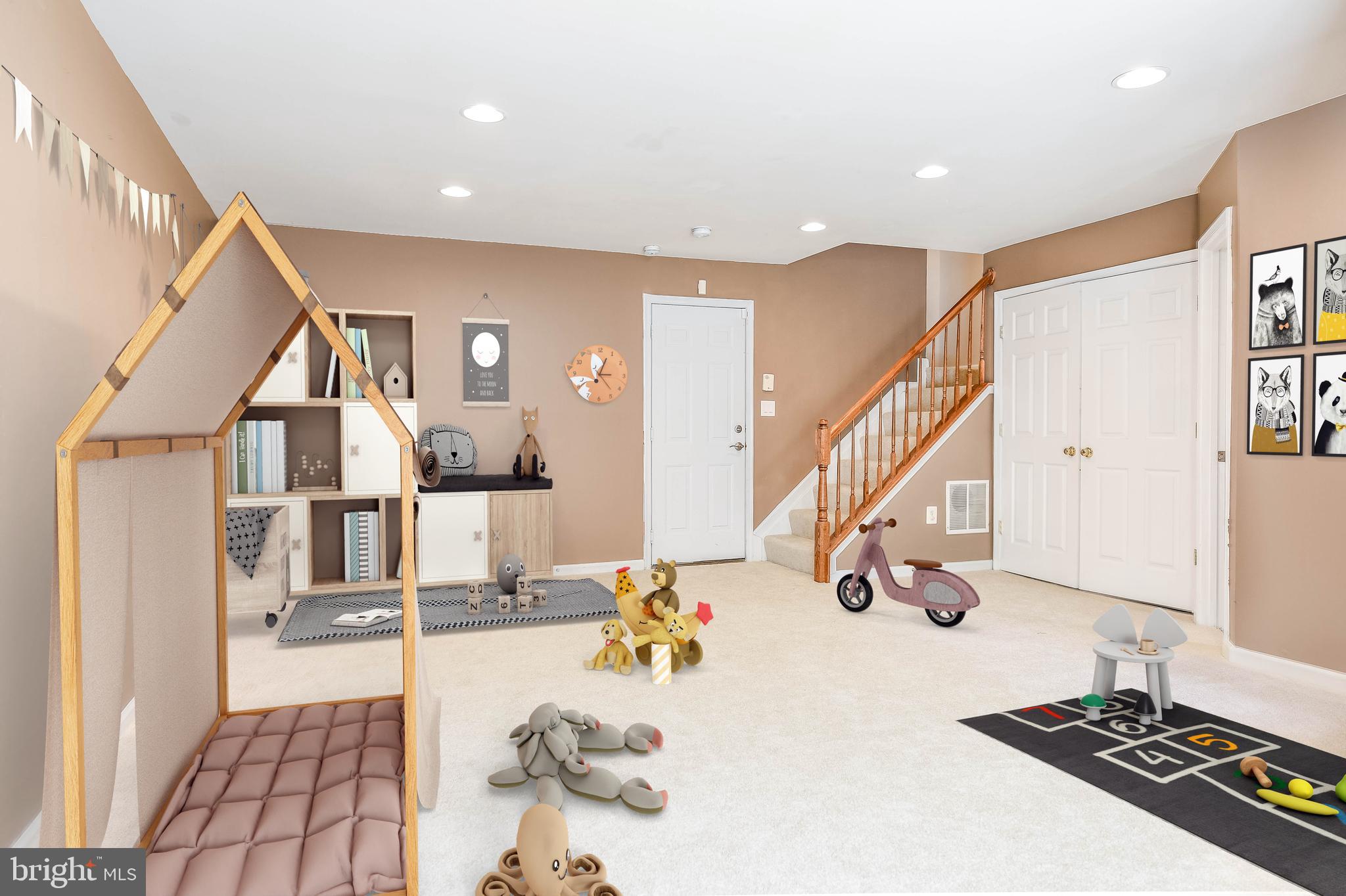 SOUTH RIDING - Residential