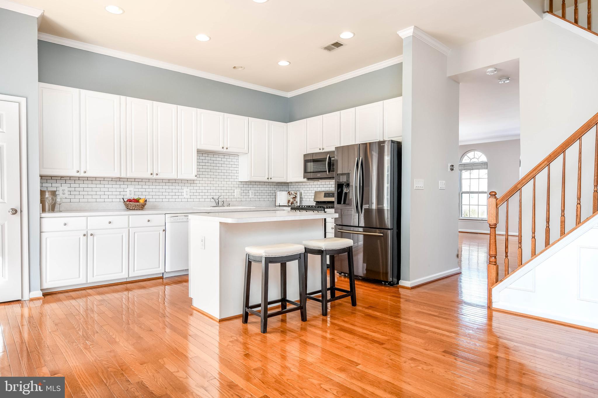 SOUTH RIDING - Residential