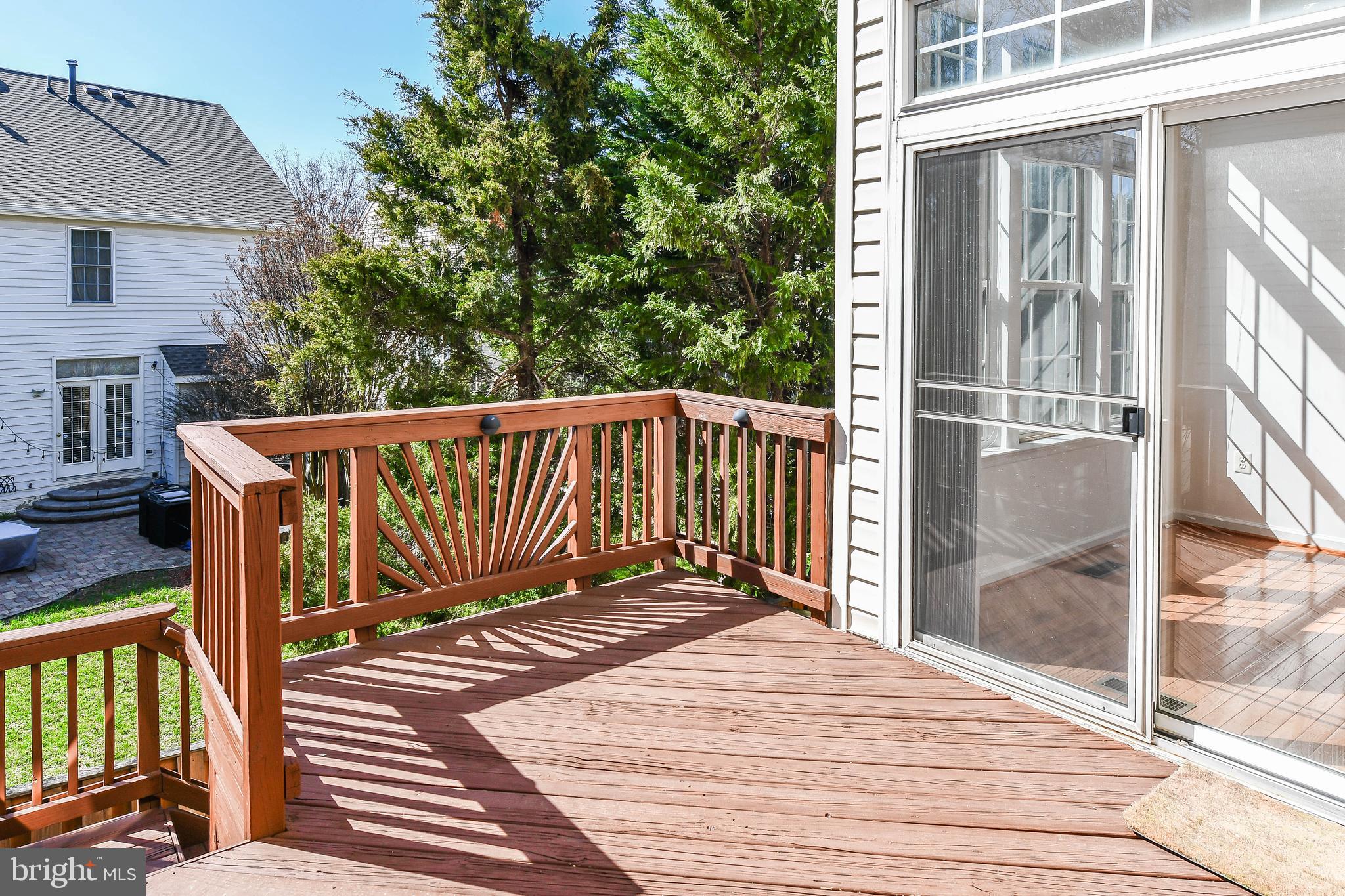 SOUTH RIDING - Residential