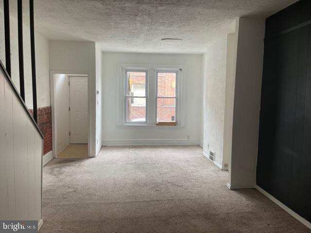 DICKINSON NARROWS - Residential Lease