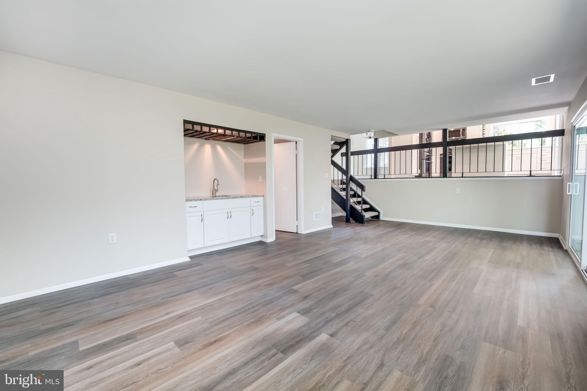 SOUTHERN GROVE - Residential