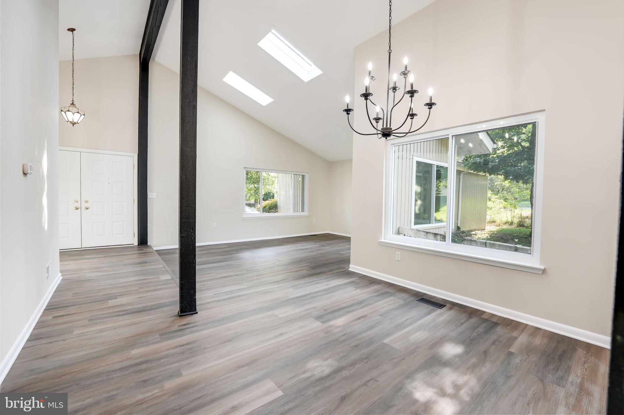 SOUTHERN GROVE - Residential