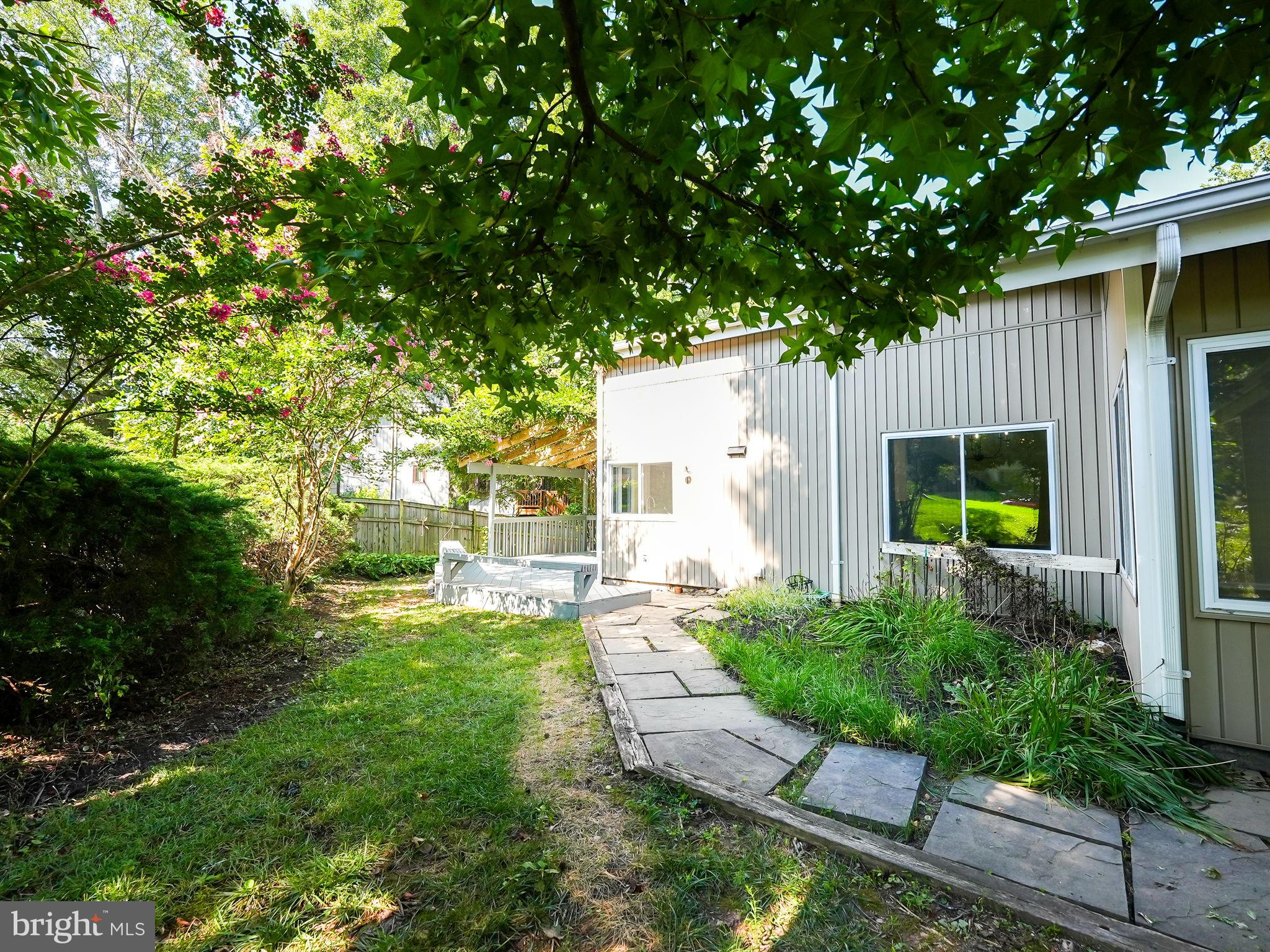 SOUTHERN GROVE - Residential