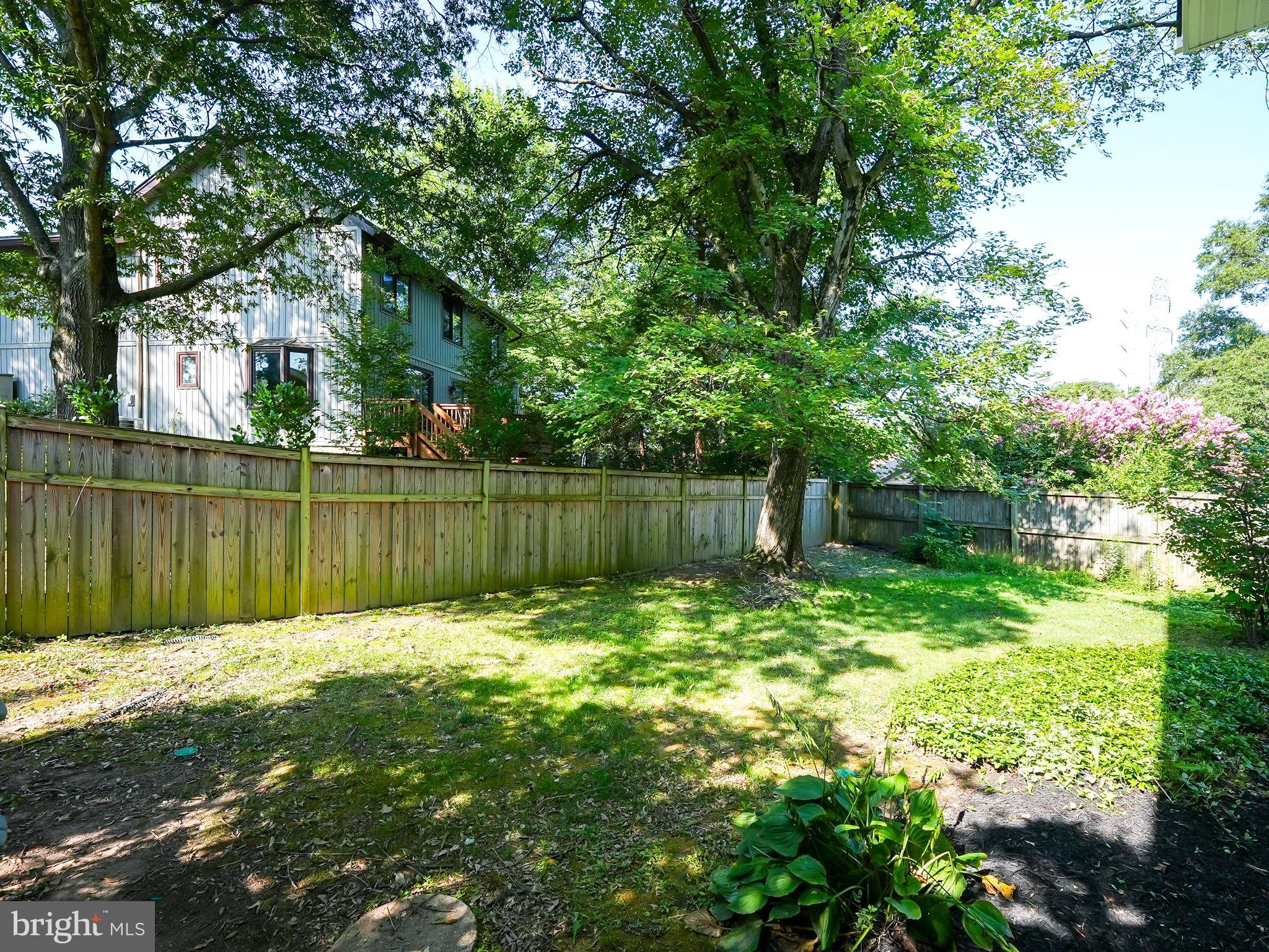 SOUTHERN GROVE - Residential