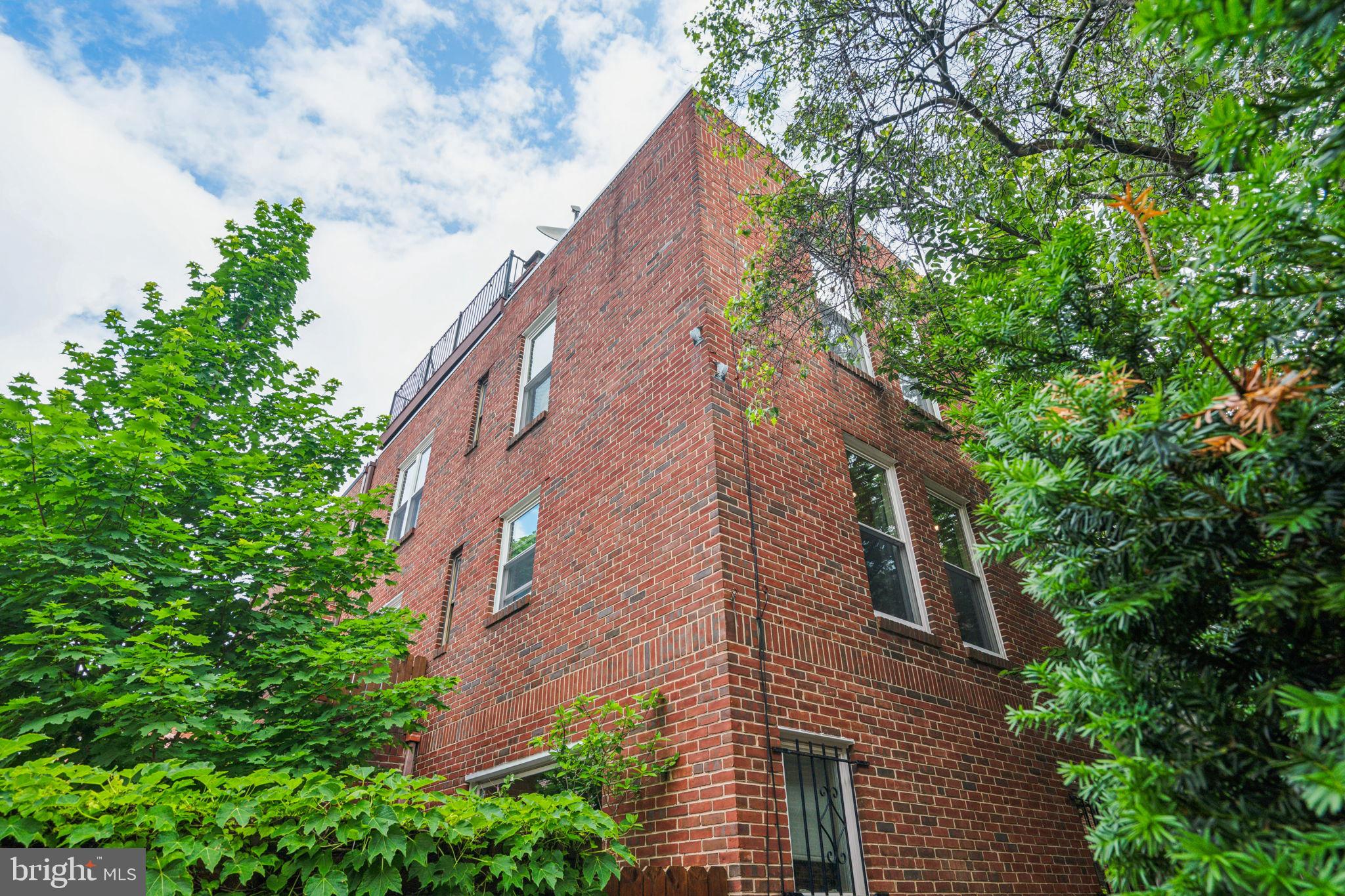 WASHINGTON SQ WEST - Residential