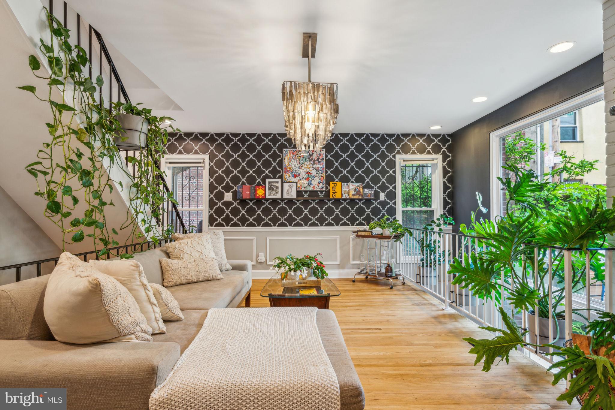 WASHINGTON SQ WEST - Residential