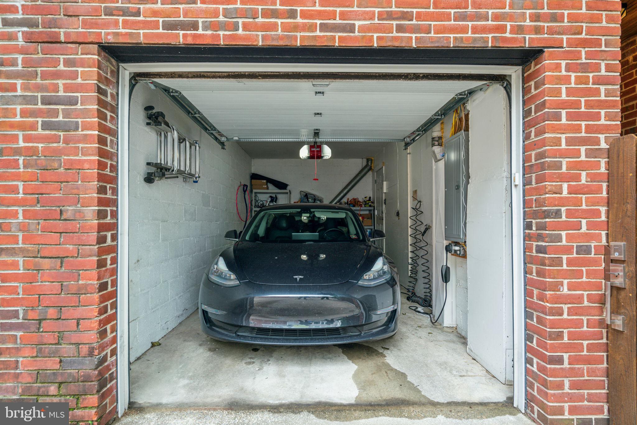 WASHINGTON SQ WEST - Residential