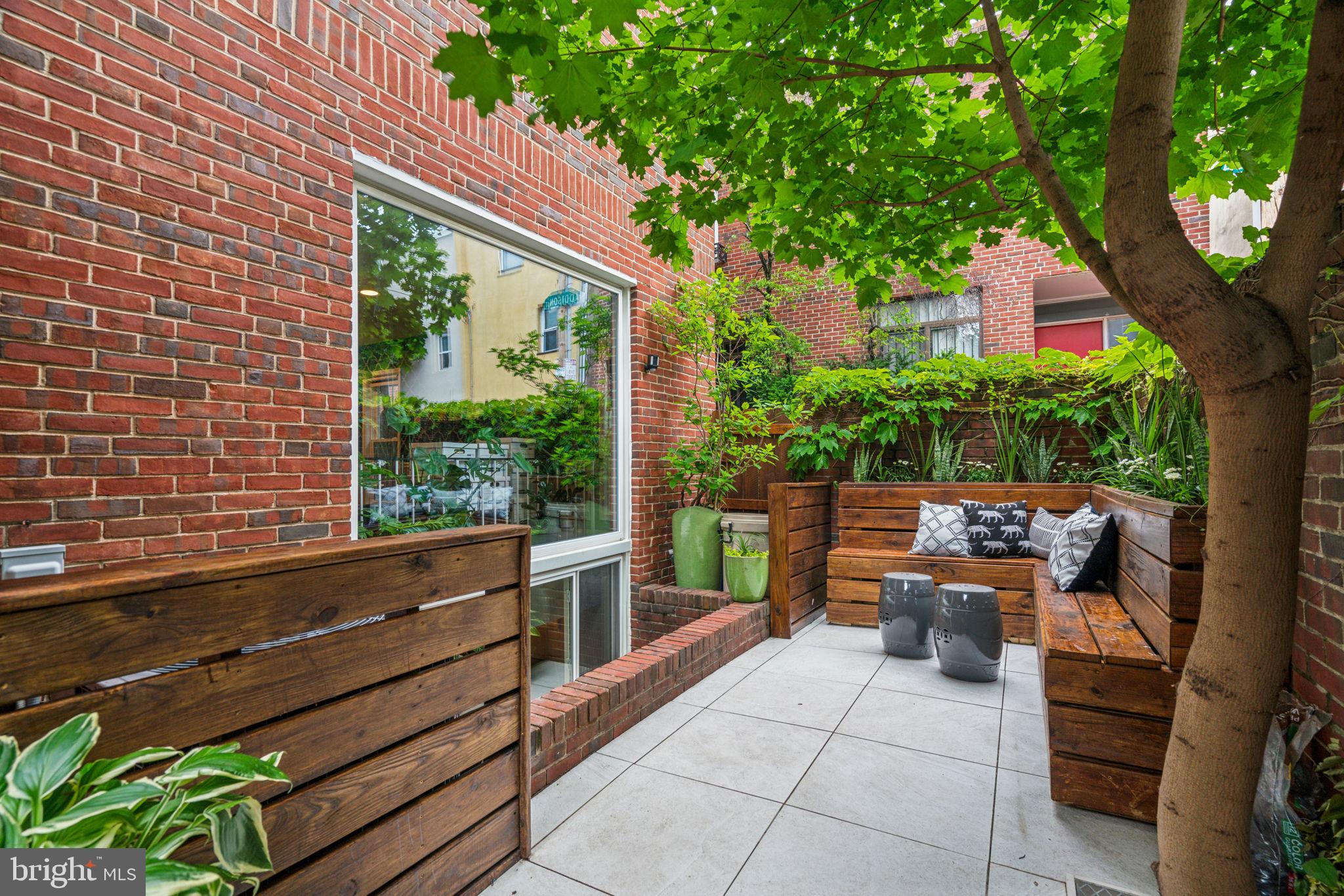 WASHINGTON SQ WEST - Residential