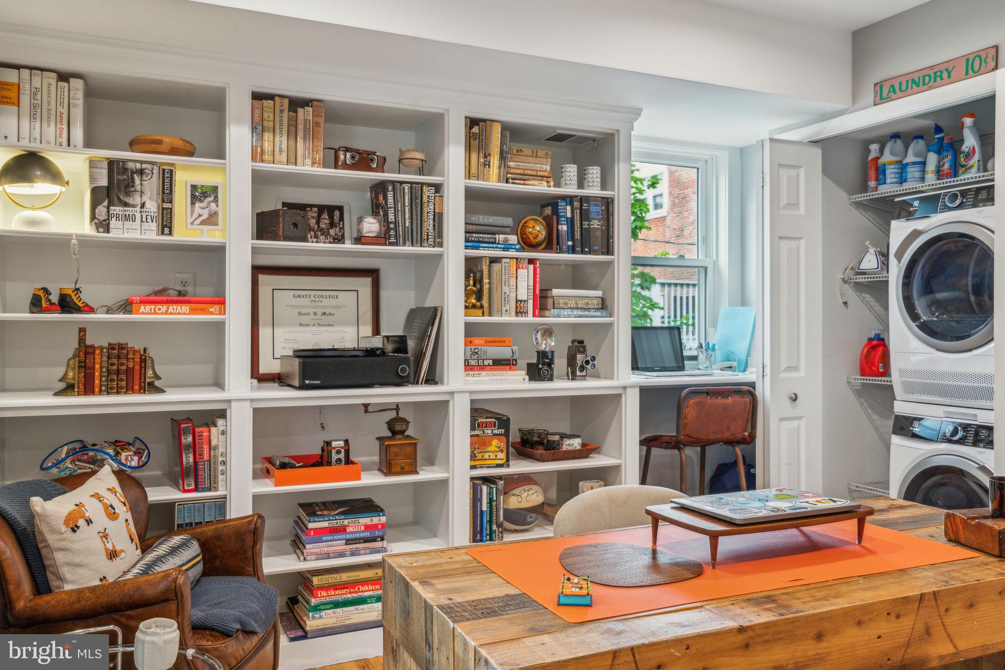 WASHINGTON SQ WEST - Residential