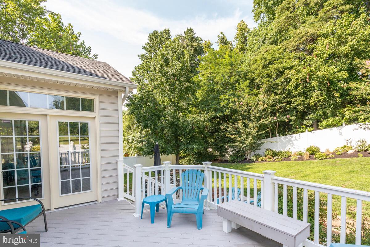 CHARLES HILL - Residential