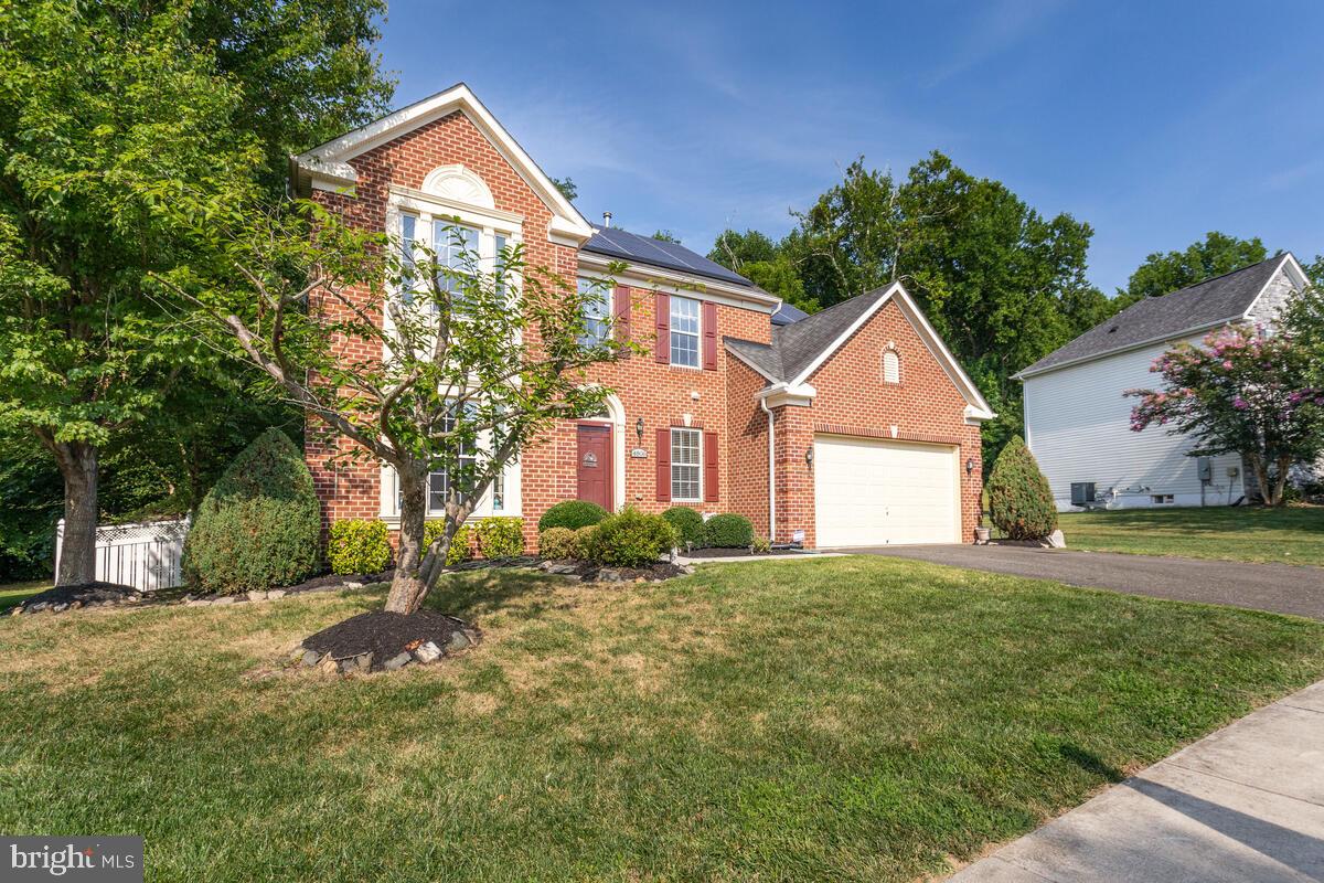 CHARLES HILL - Residential