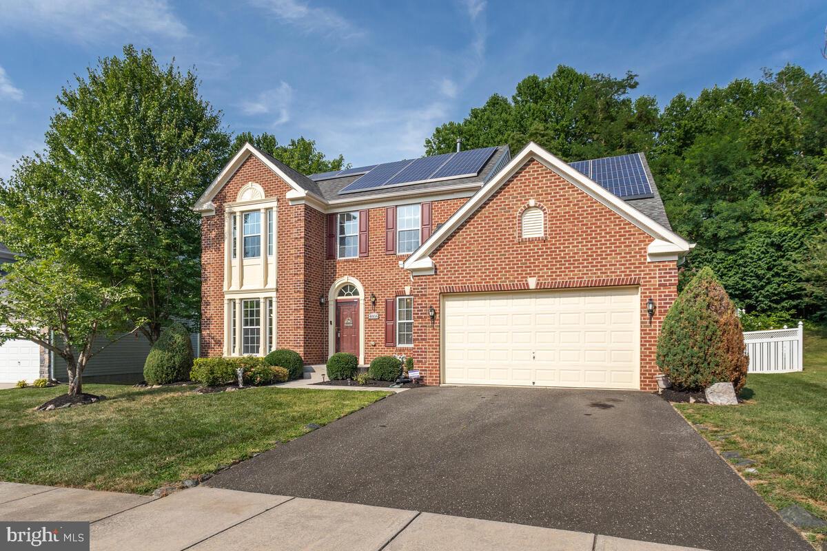 CHARLES HILL - Residential