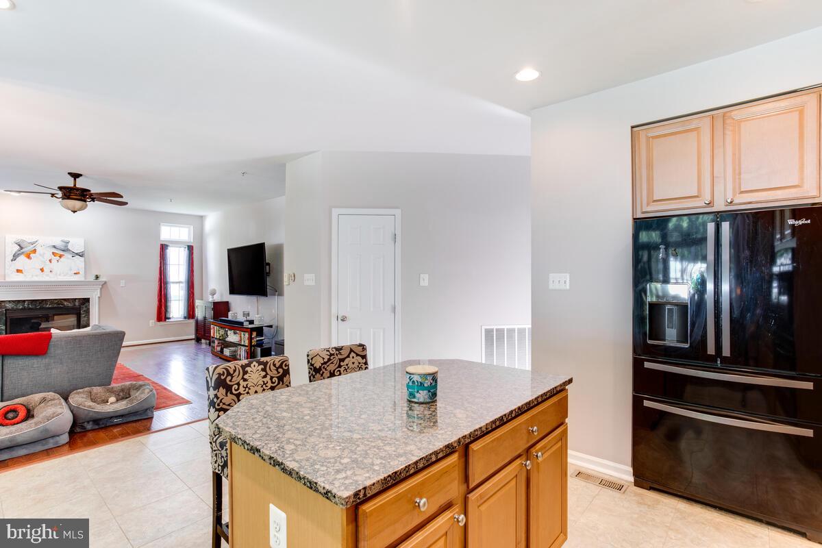 CHARLES HILL - Residential