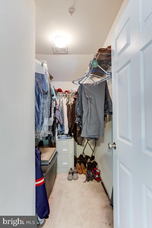 CHARLES HILL - Residential