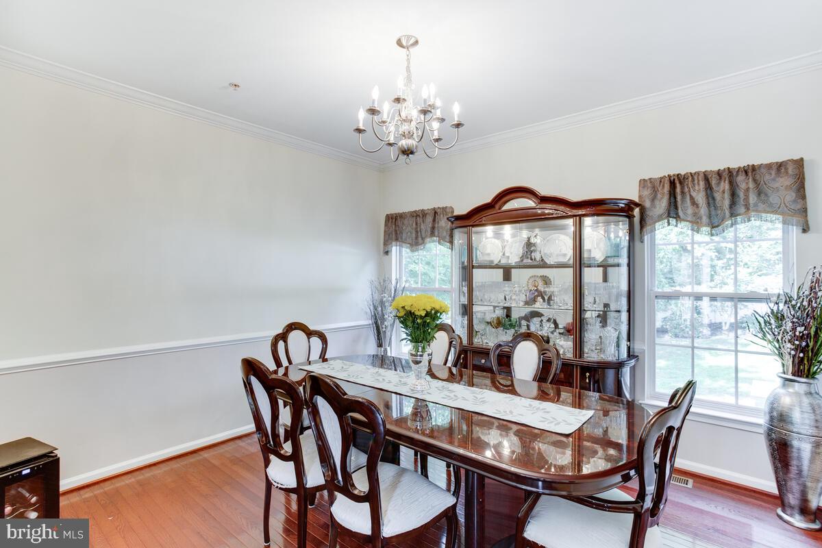 CHARLES HILL - Residential