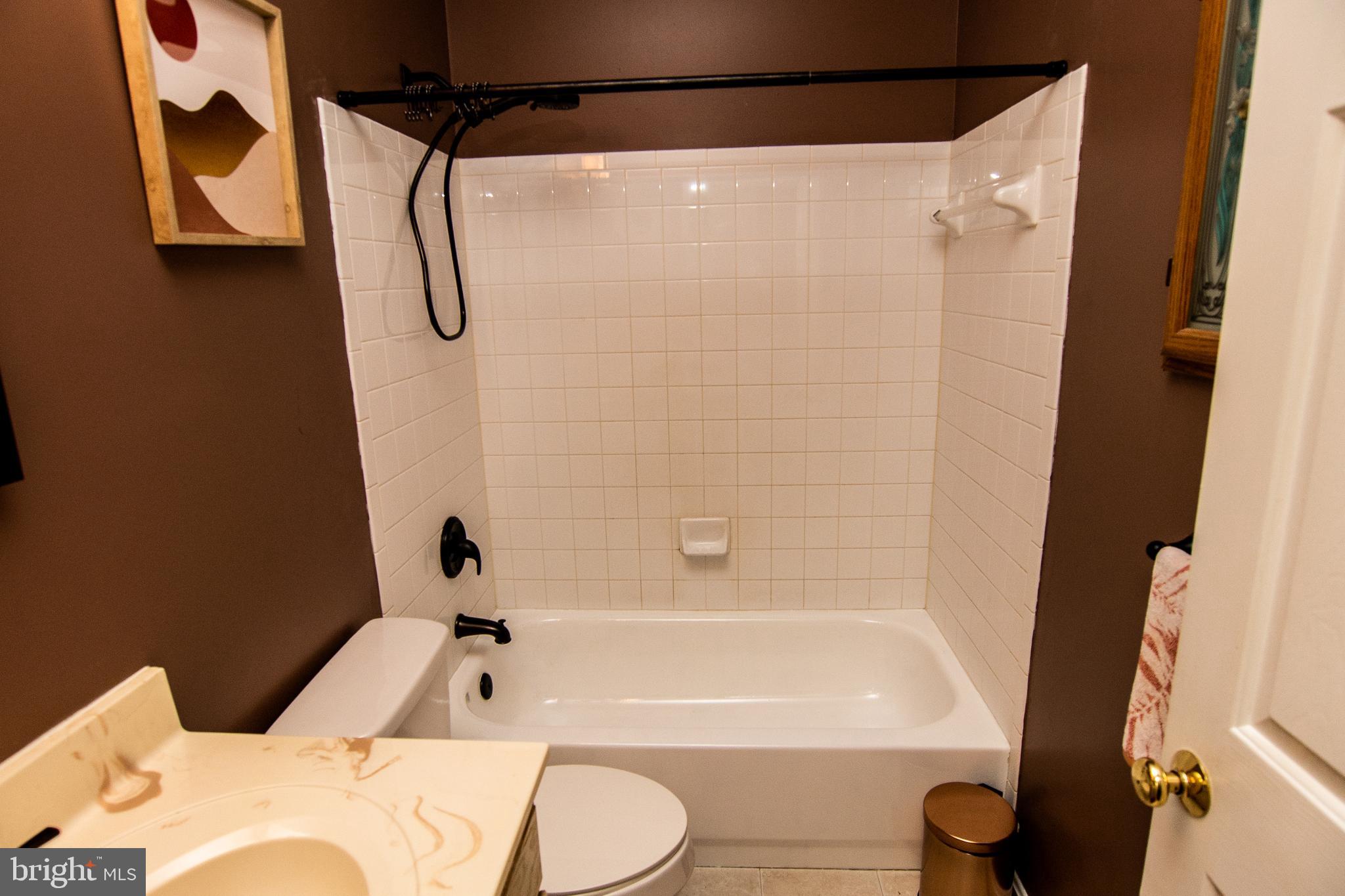 CROWN GRANT - Residential