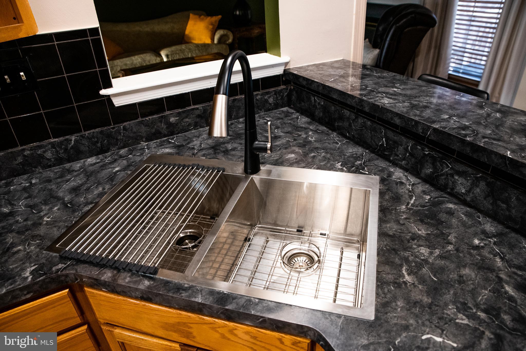 CROWN GRANT - Residential