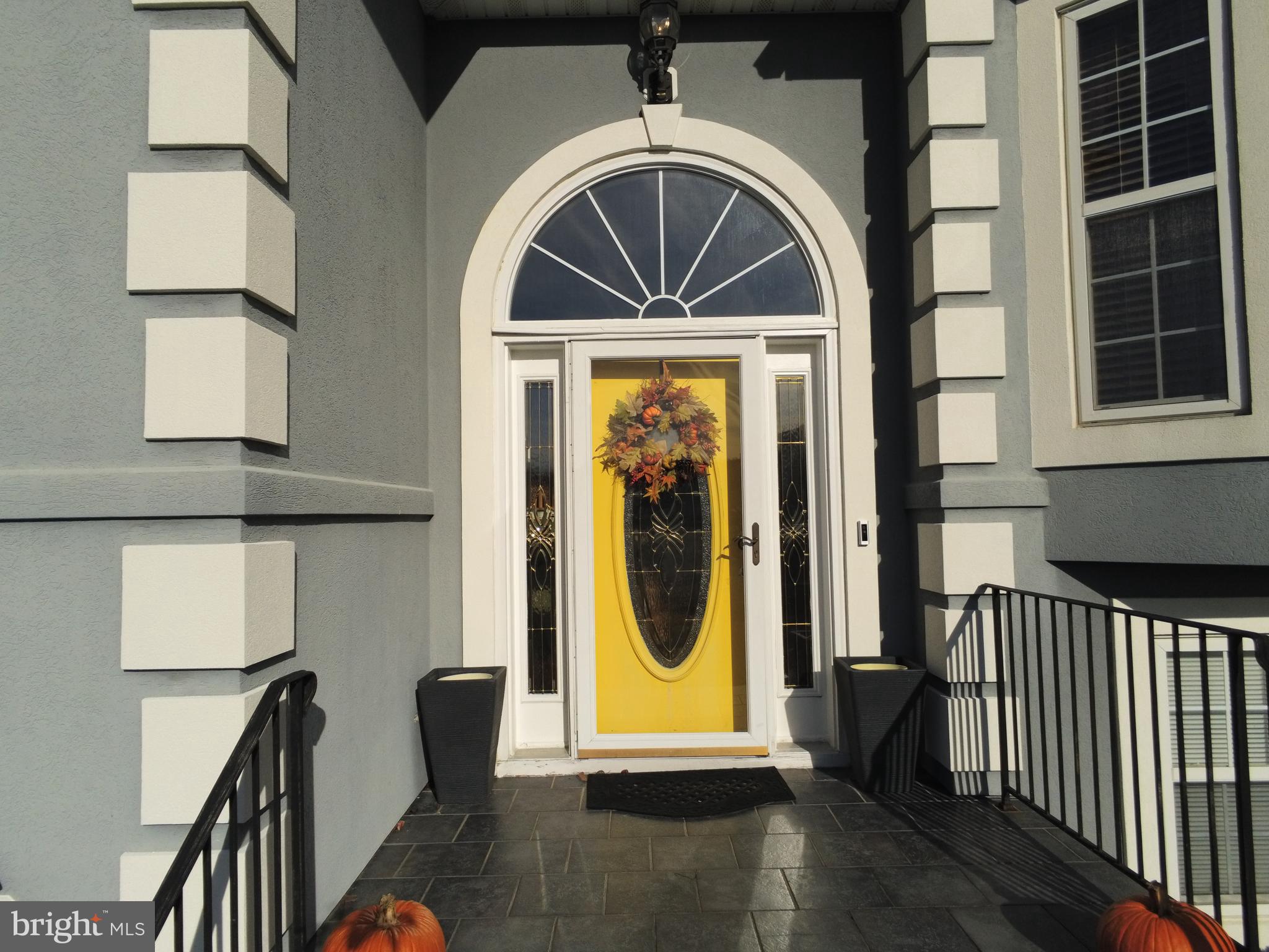 CROWN GRANT - Residential