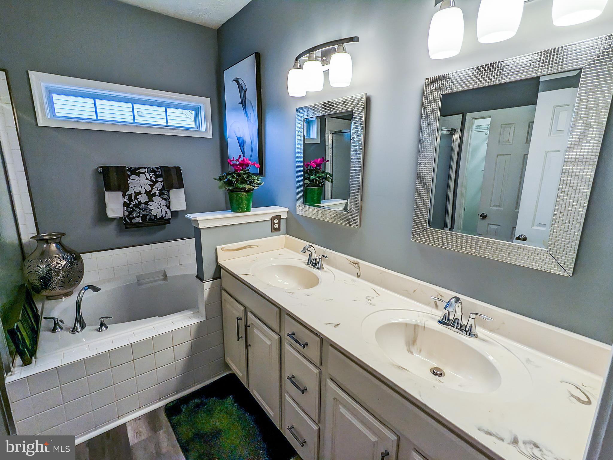 CROWN GRANT - Residential