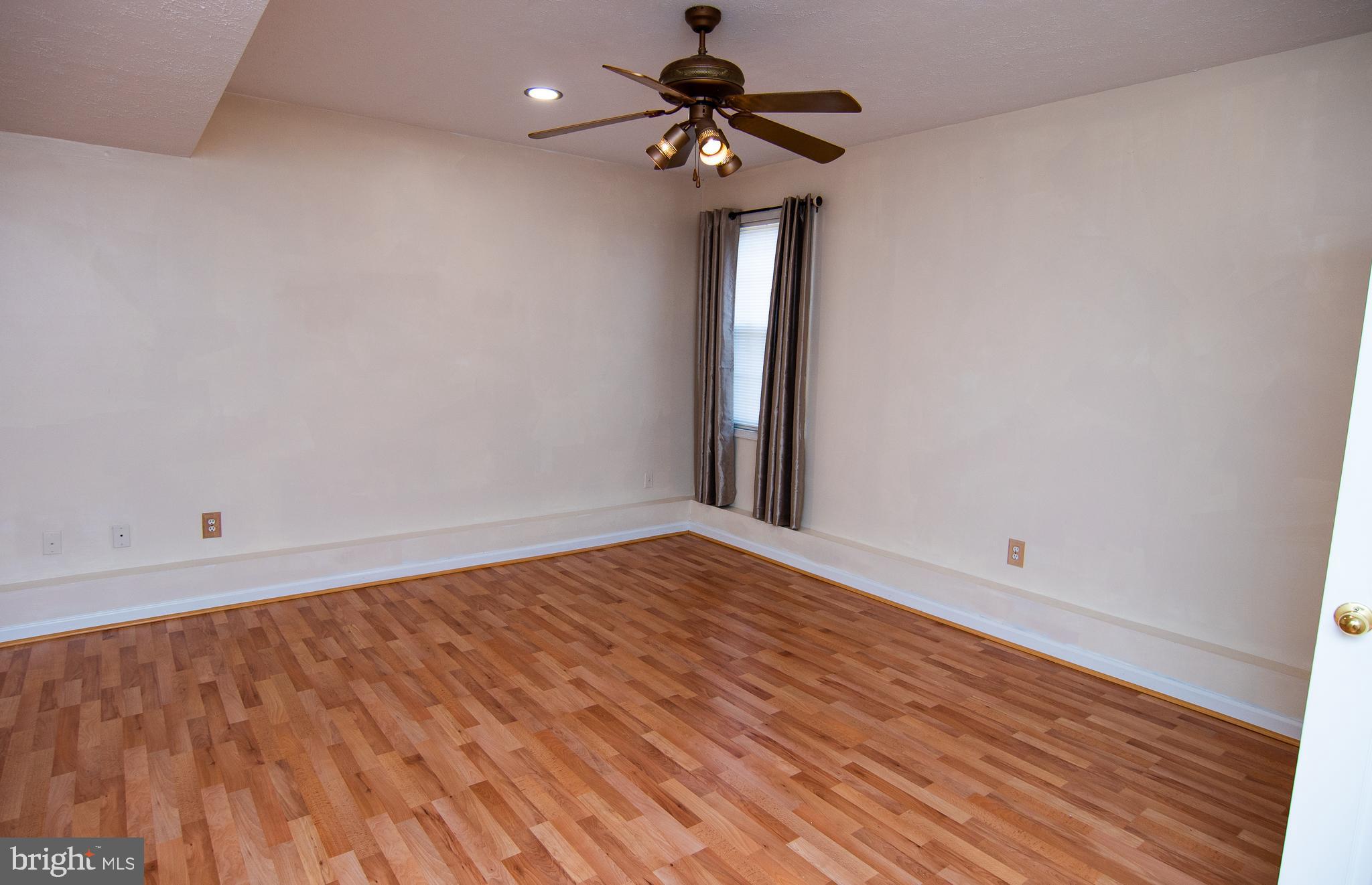 CROWN GRANT - Residential