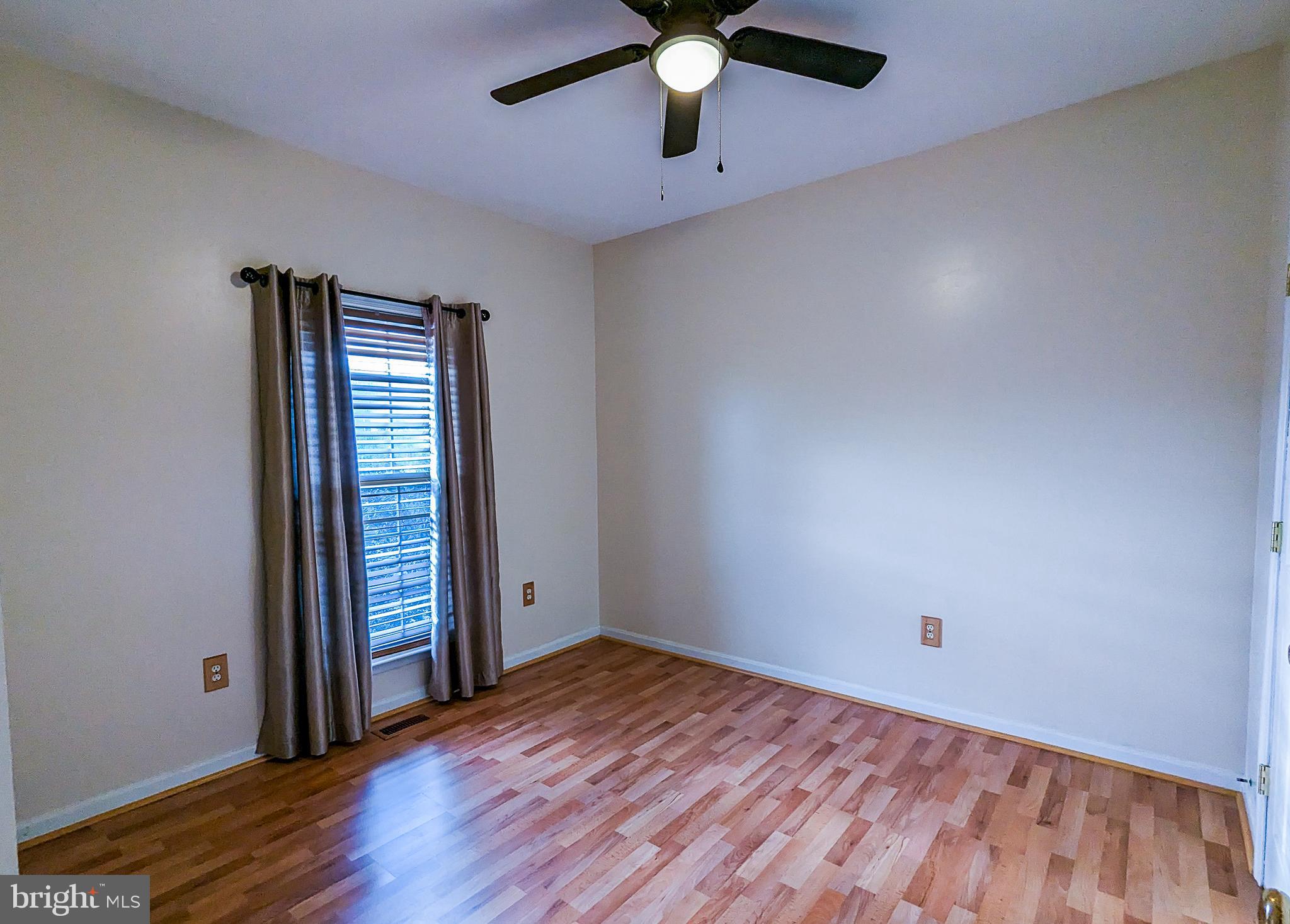 CROWN GRANT - Residential