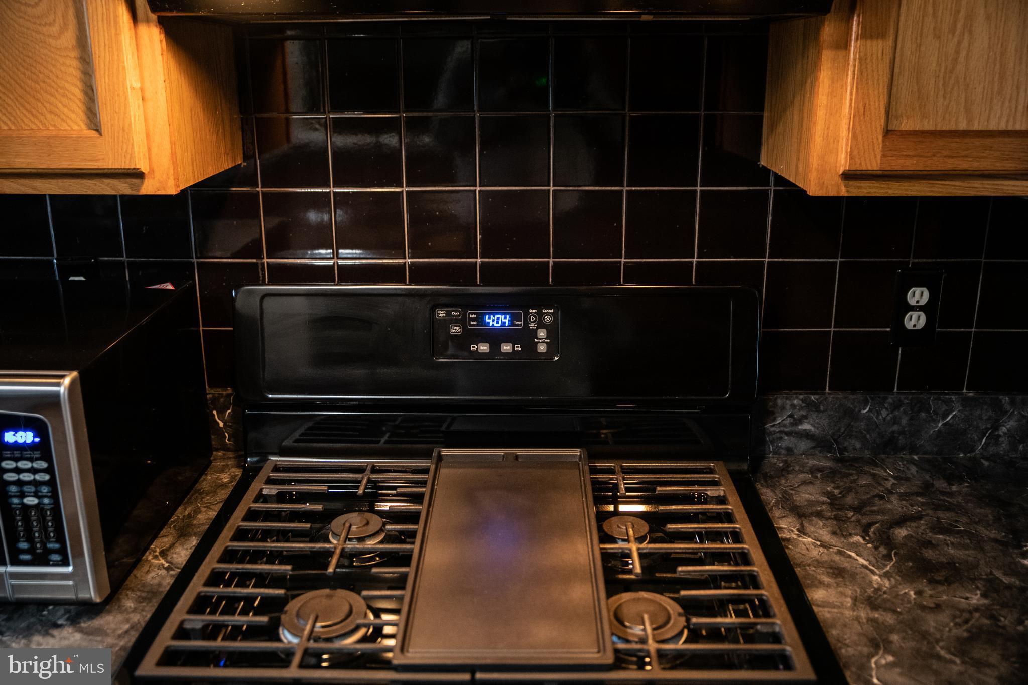 CROWN GRANT - Residential