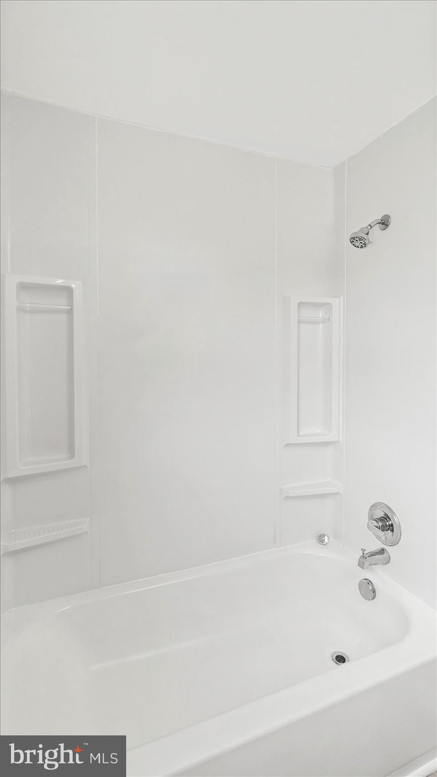 CEDONIA - Residential