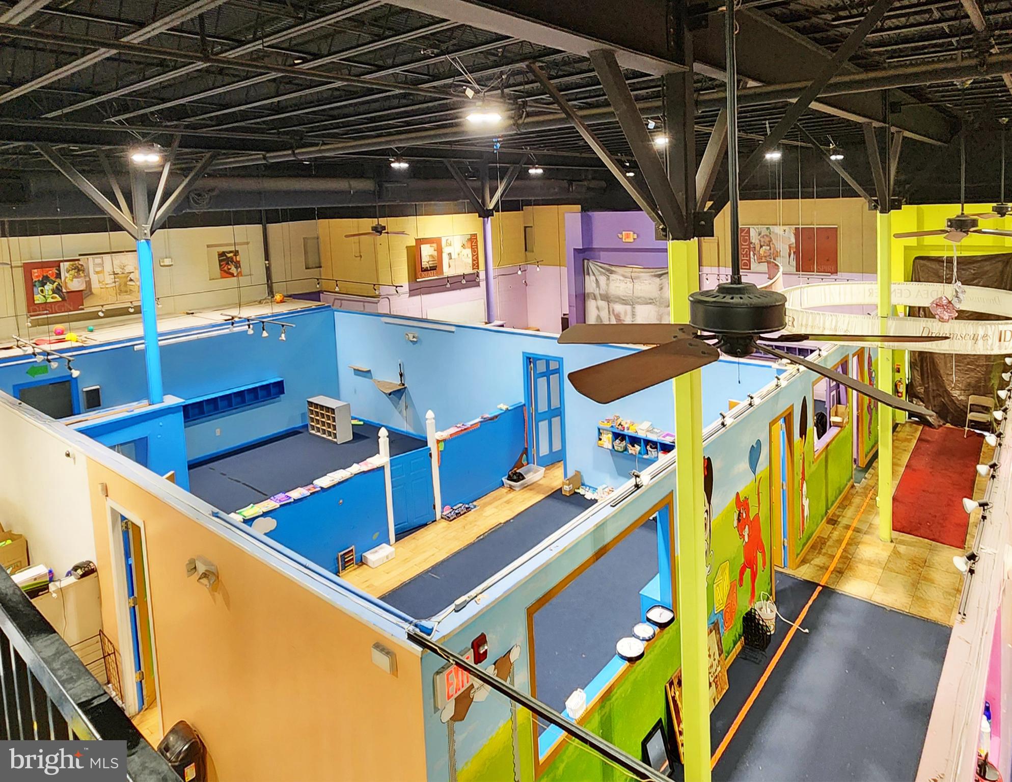 GRADUATE HOSPITAL - Commercial Lease