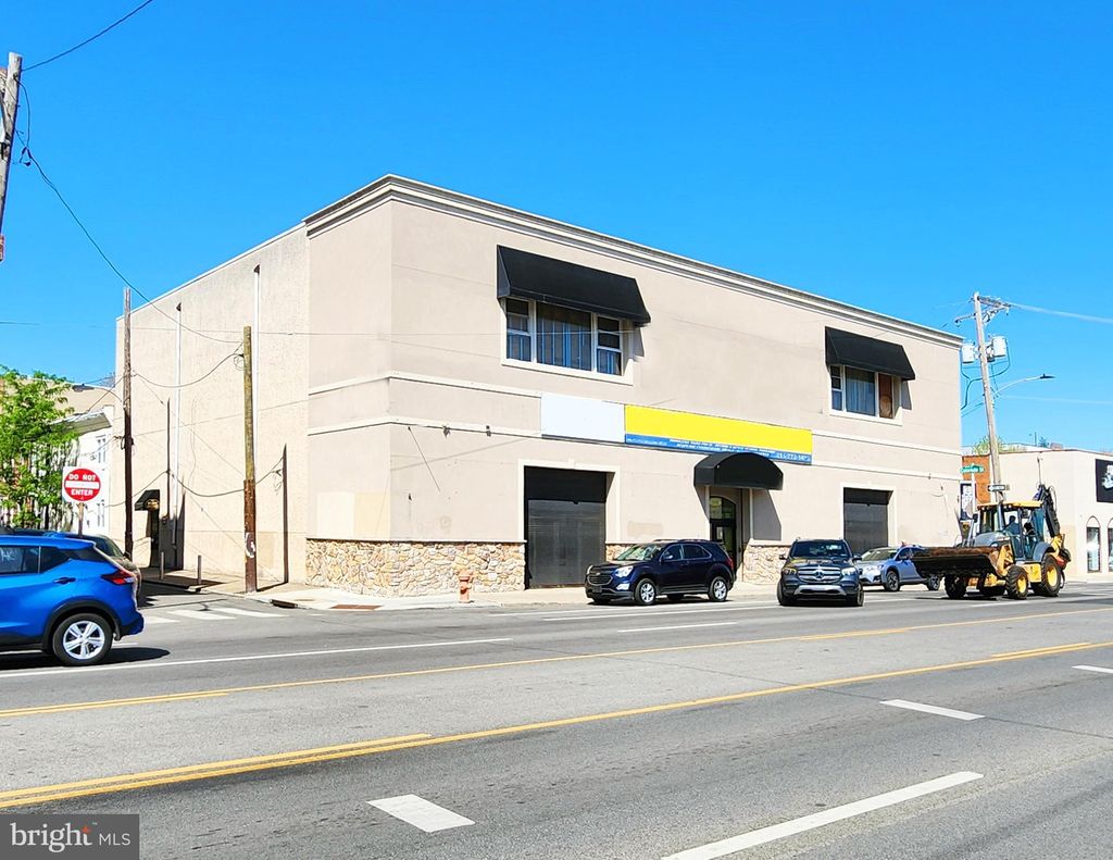 Photo of 1719 Washington Avenue #1ST FLOOR, PHILADELPHIA, PA 19146 (MLS # PAPH2510312)