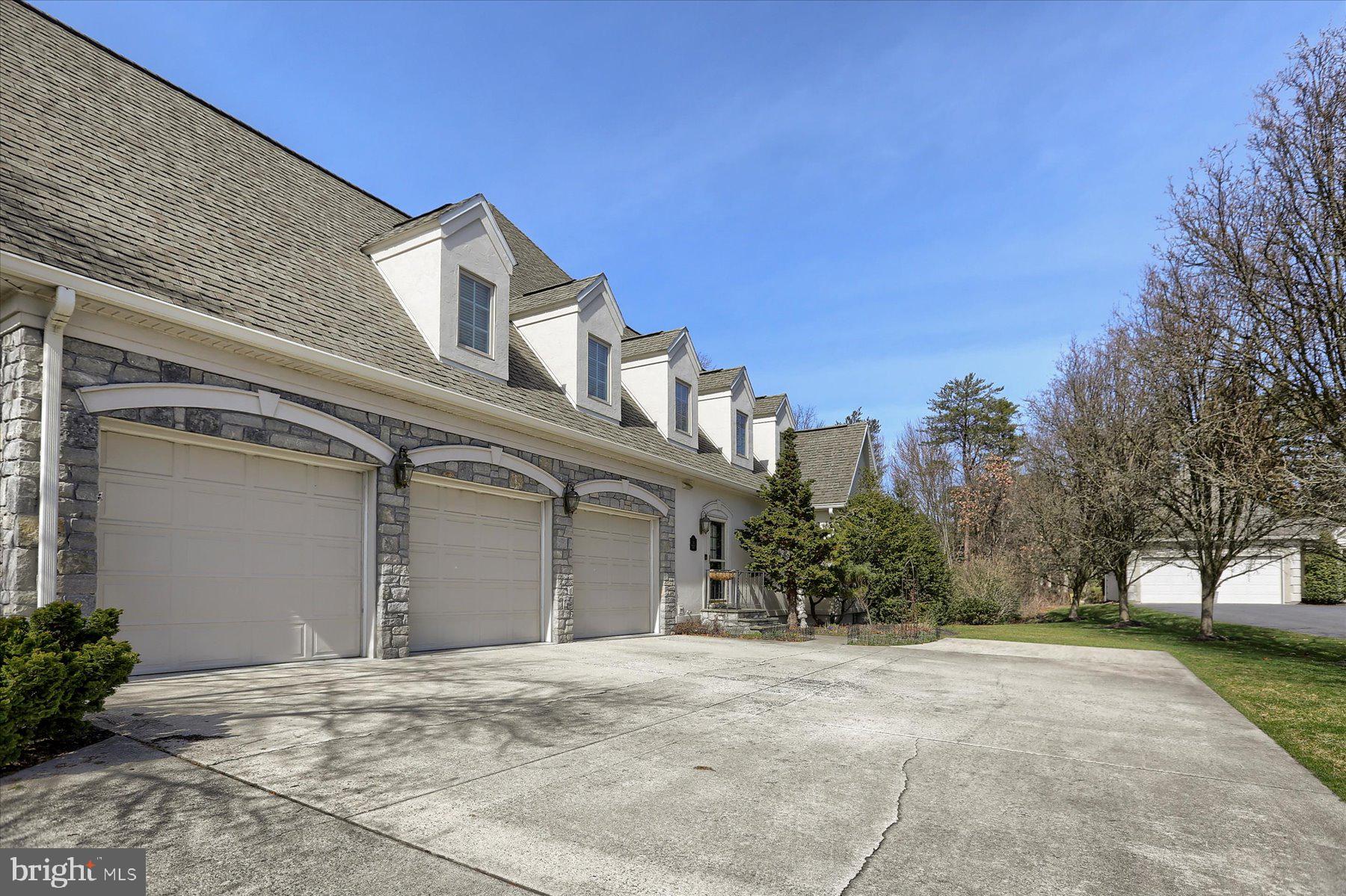 PINEHURST - Residential