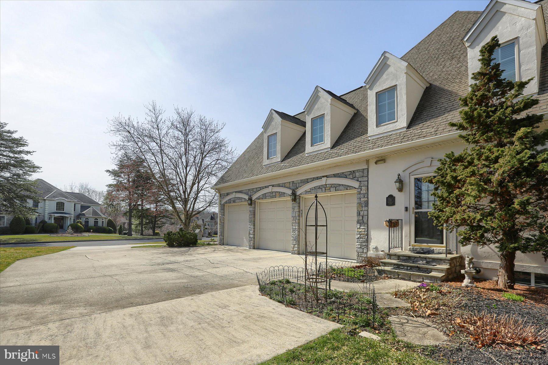 PINEHURST - Residential