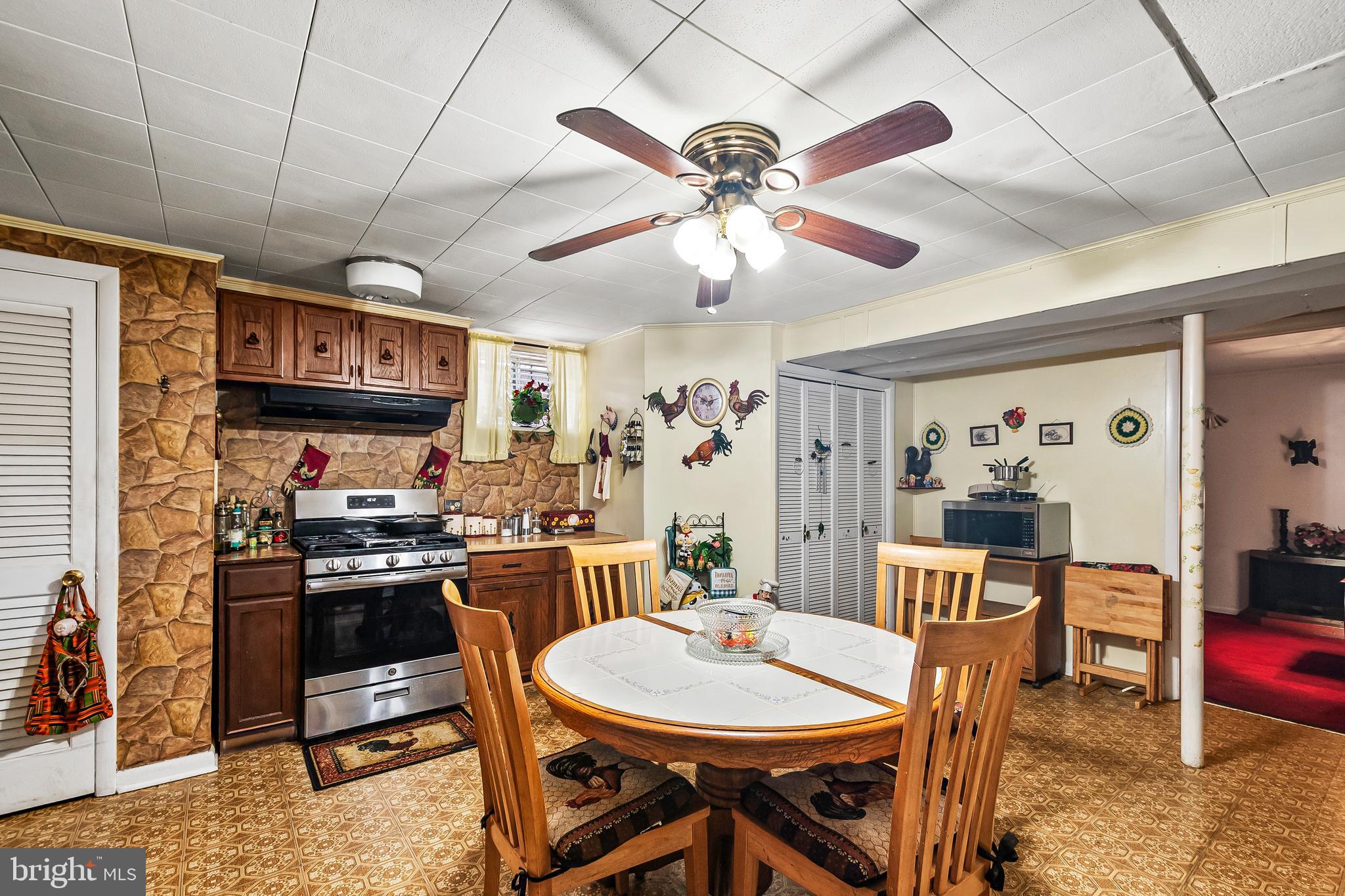 COLEBROOKE - Residential