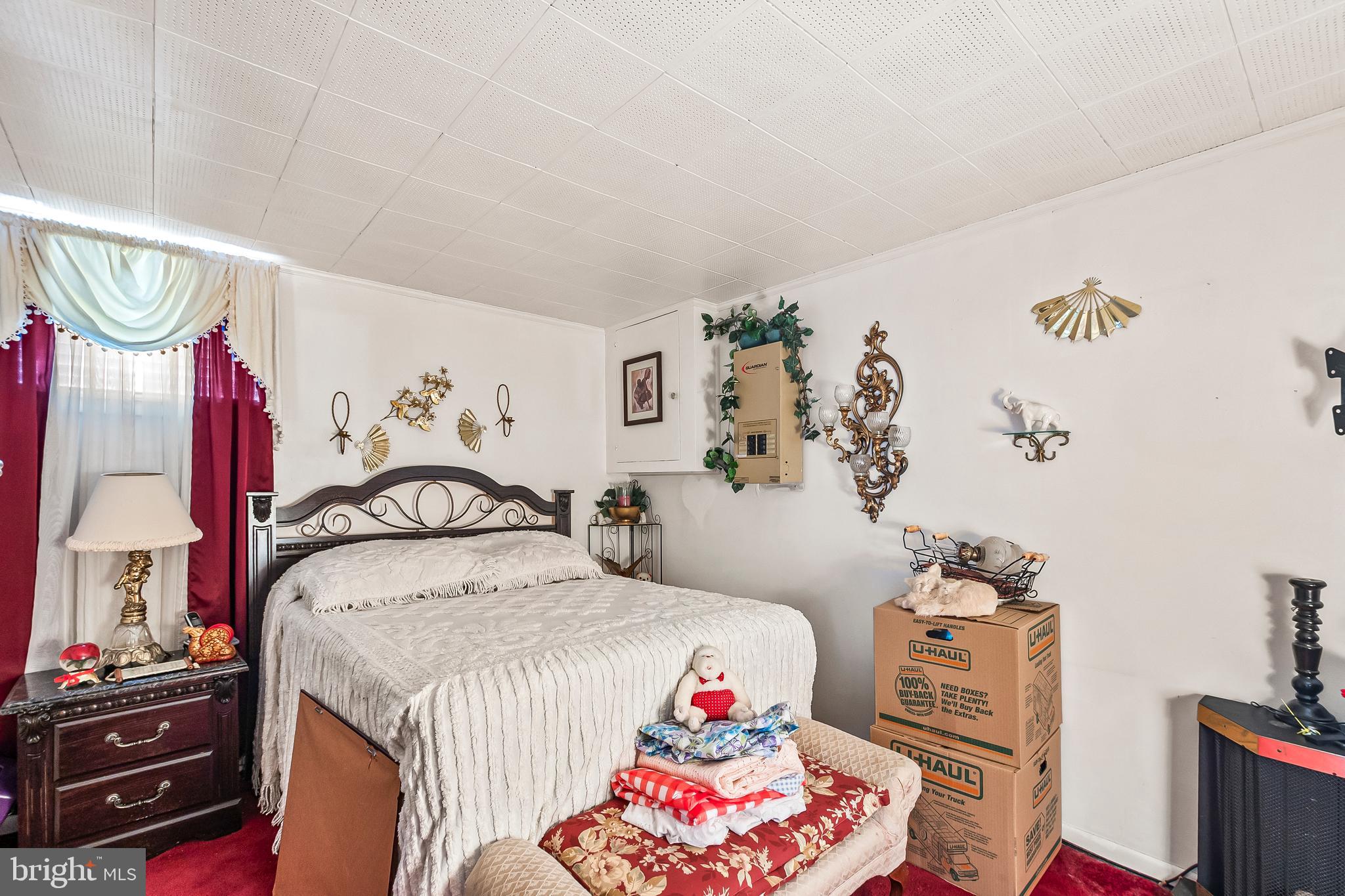 COLEBROOKE - Residential