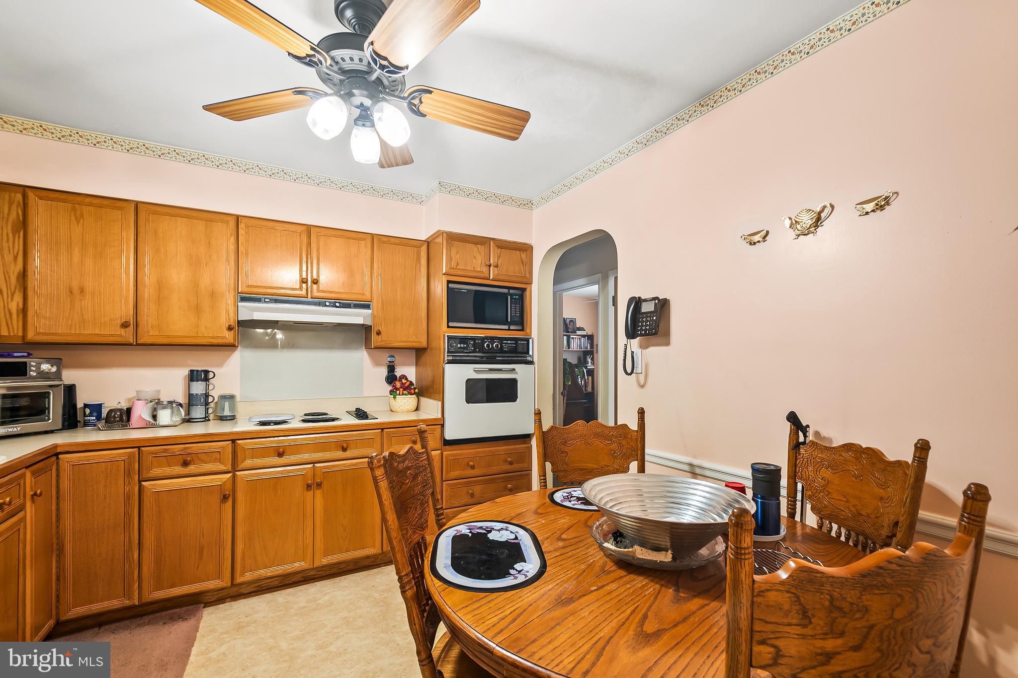 COLEBROOKE - Residential