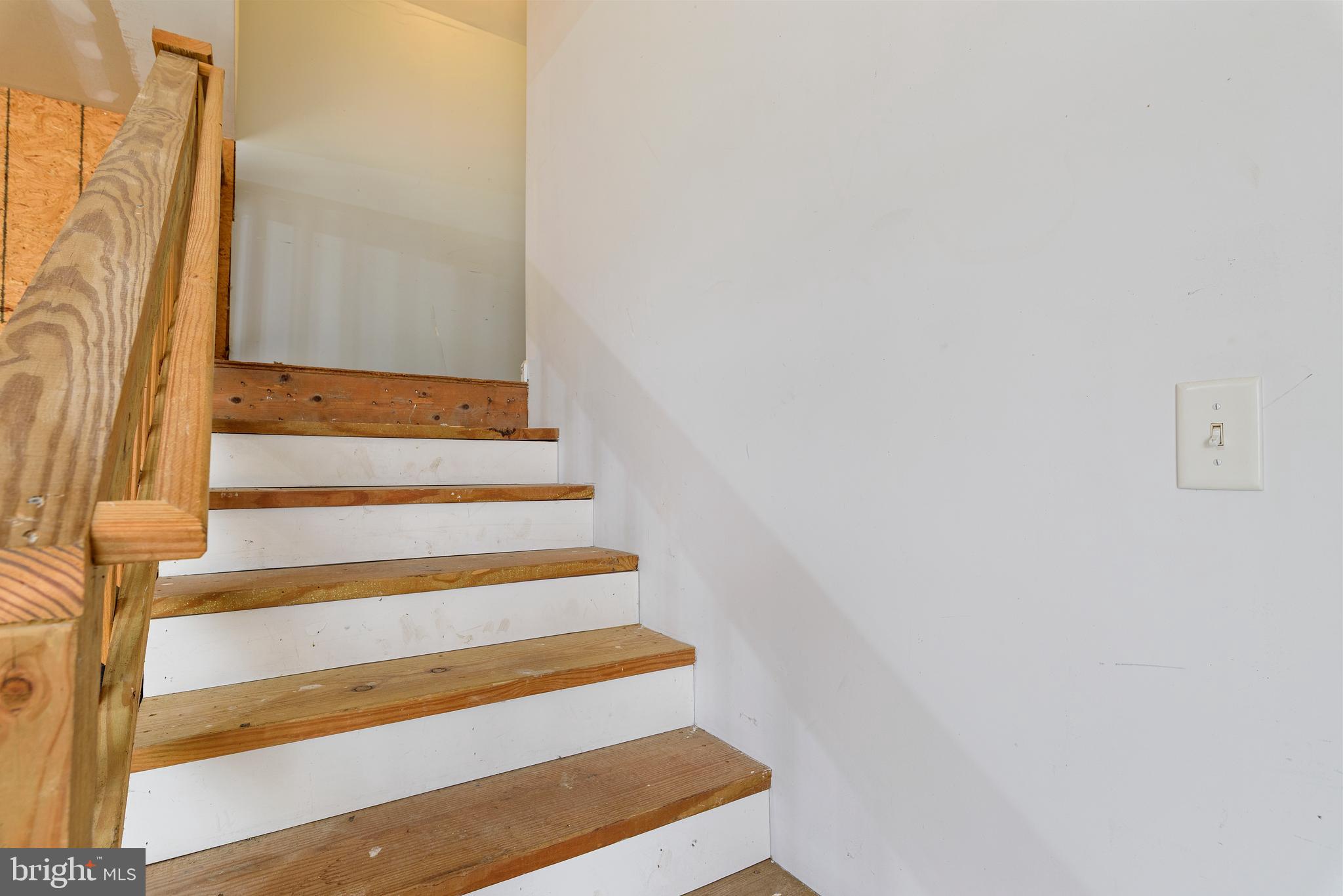 ESTATES OF MORRIS MILL - Residential