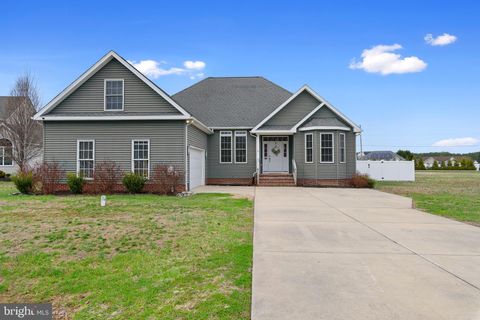 Homes For Sale - 24594 Hollytree Circle<br/> GEORGETOWN, DE 19947