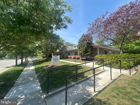 306 KINGS HIGHWAY S CHERRY HILL NJ 08034