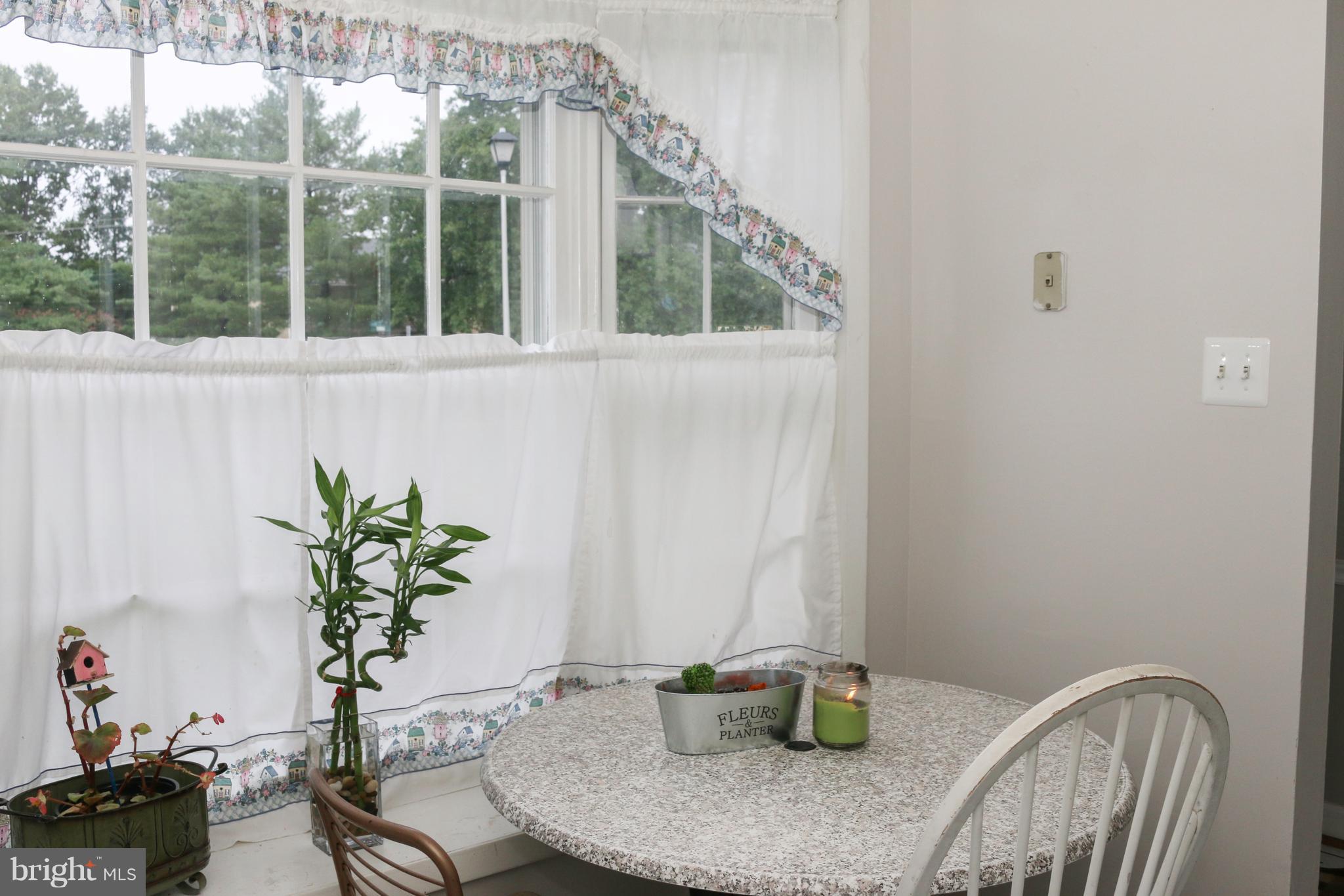 ASHTON GLEN - Residential