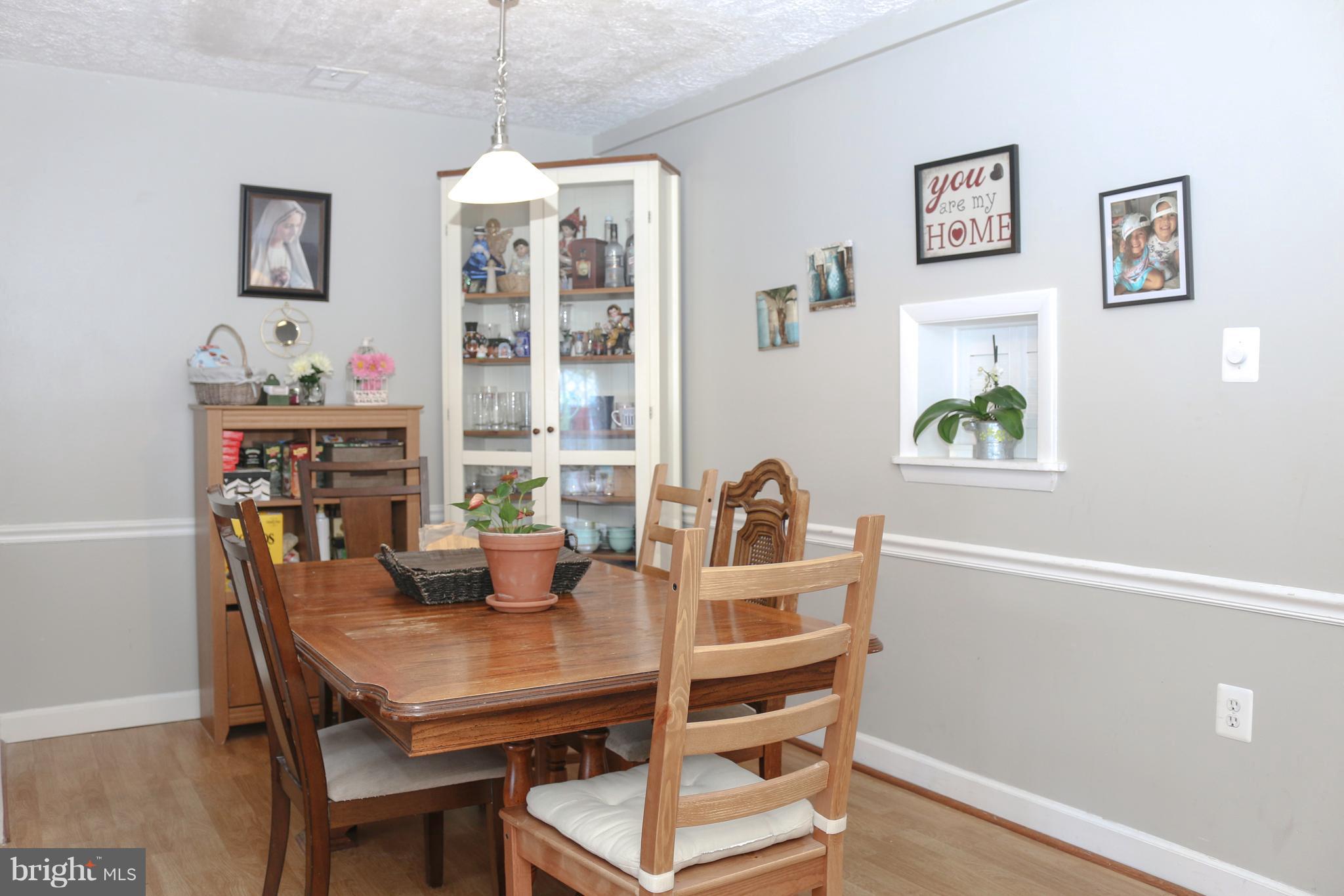 ASHTON GLEN - Residential