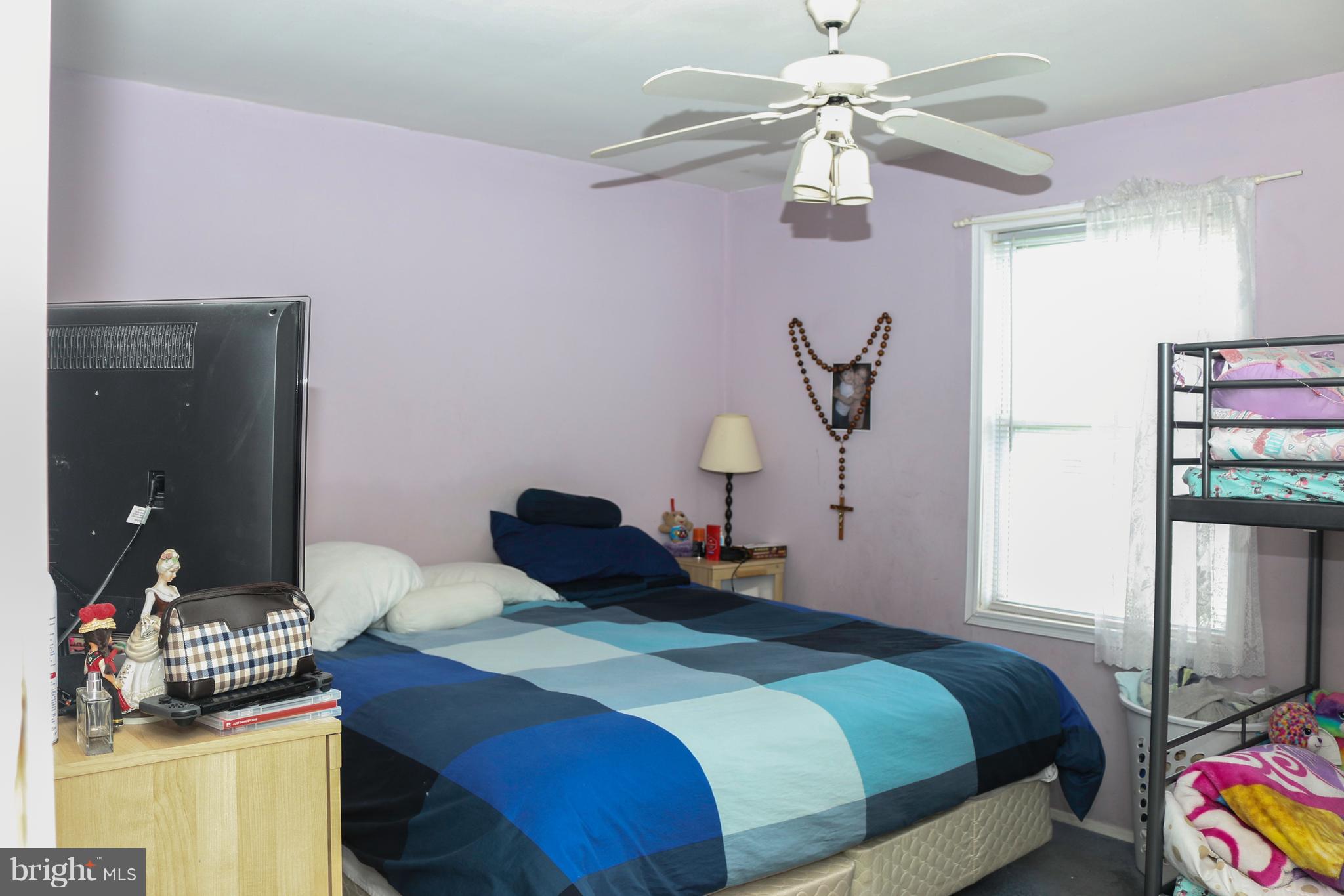 ASHTON GLEN - Residential