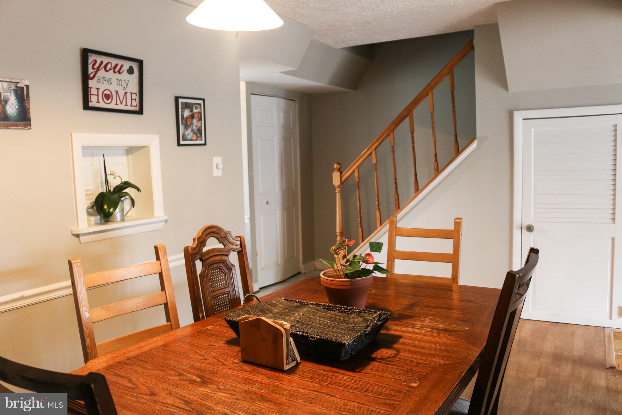 ASHTON GLEN - Residential