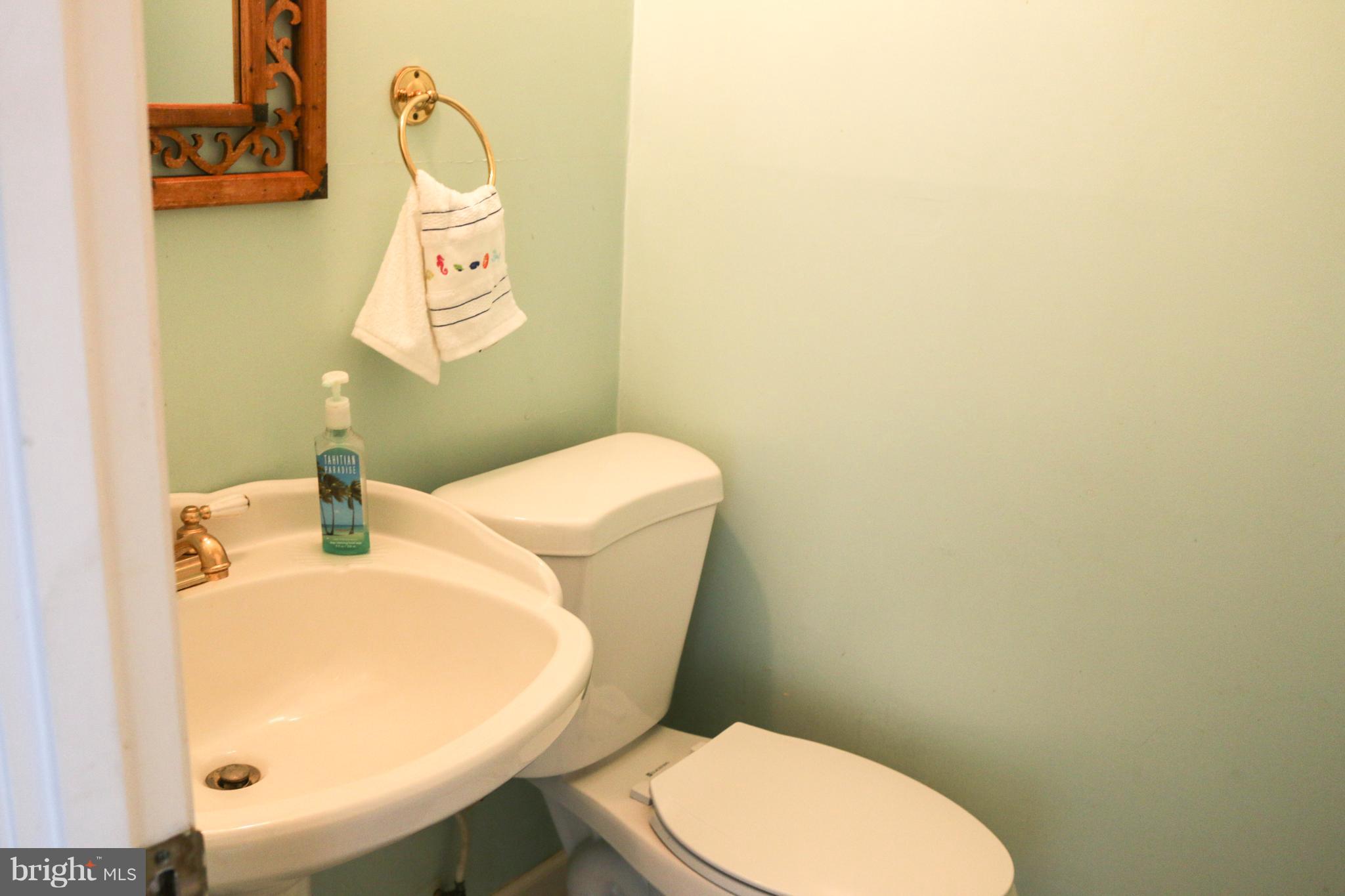 ASHTON GLEN - Residential