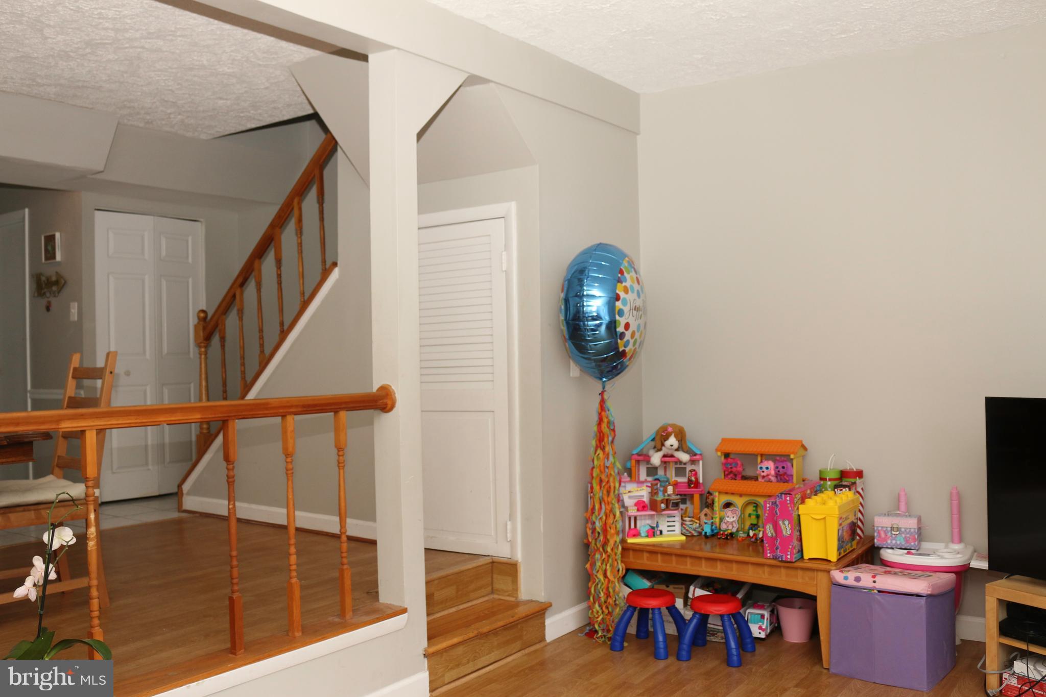 ASHTON GLEN - Residential