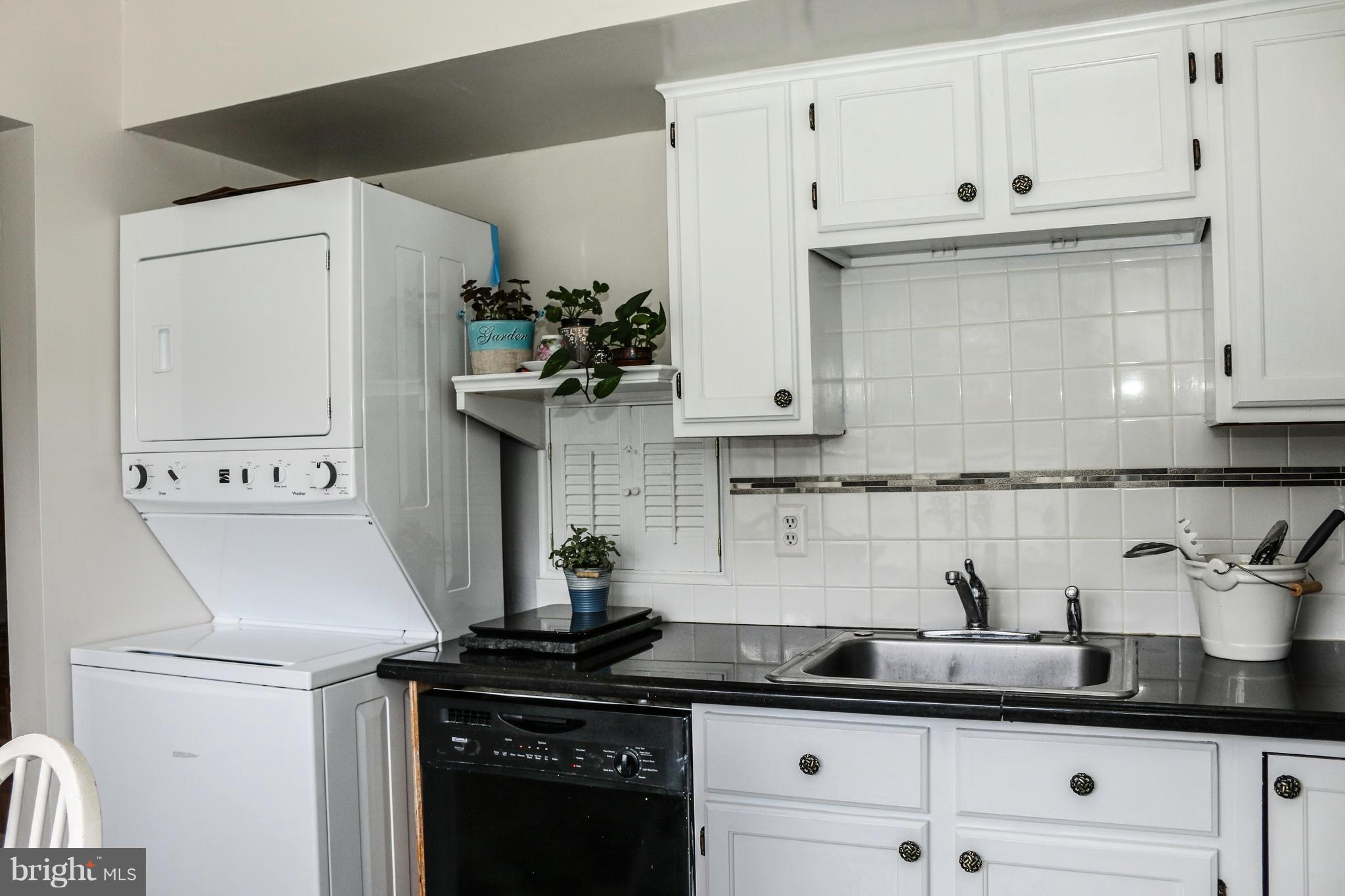 ASHTON GLEN - Residential