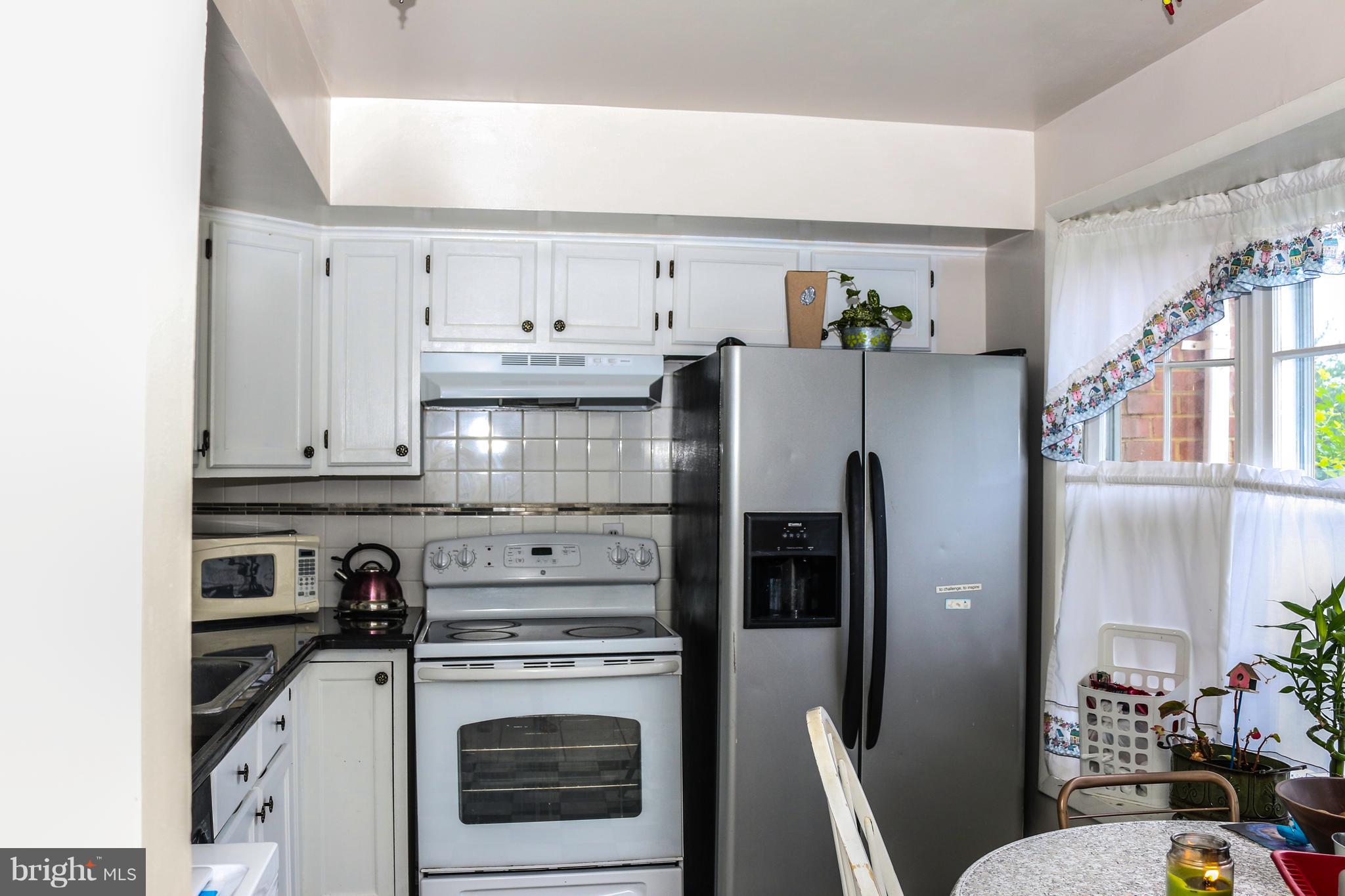 ASHTON GLEN - Residential