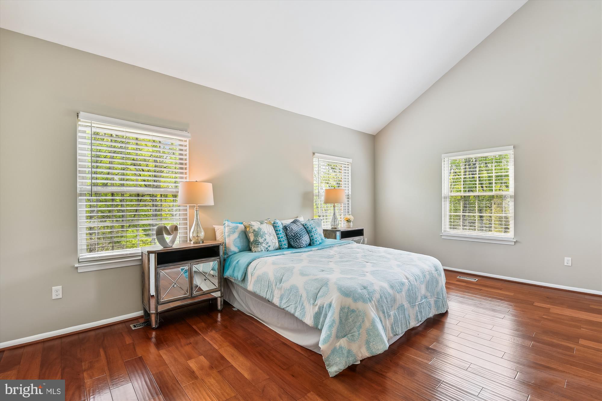 LOVETON FARMS - Residential